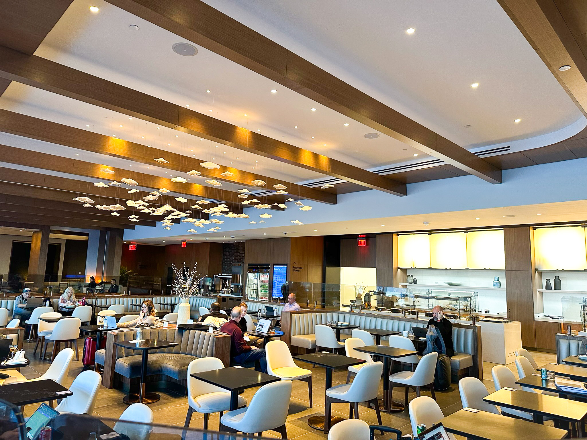 Soho Lounge JFK main seating
