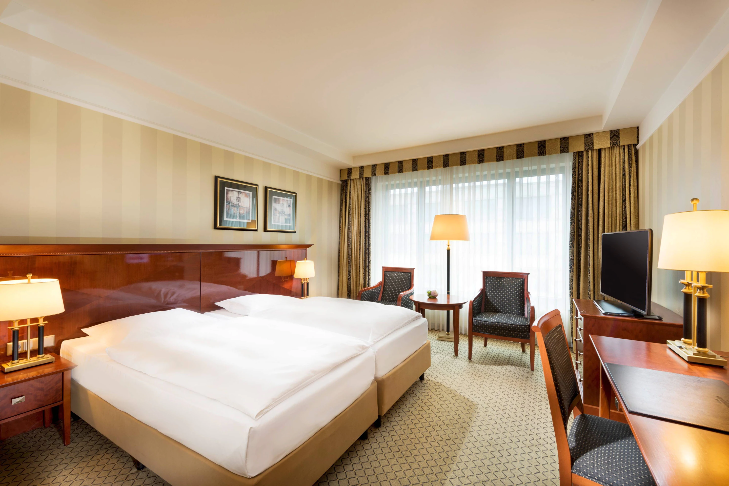 JW Marriott Berlin twin room