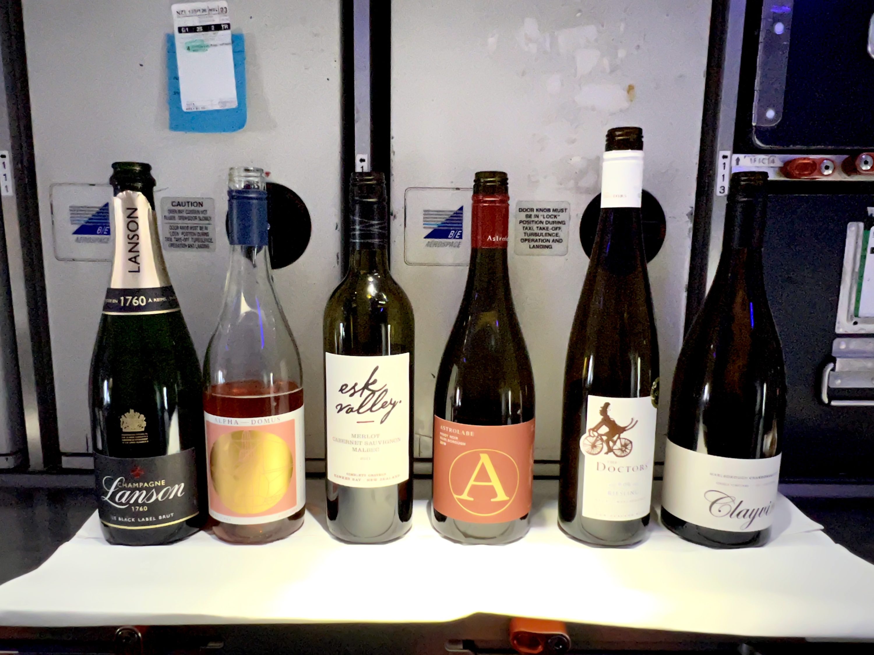 Air New Zealand Boeing 787 business class food wine selection