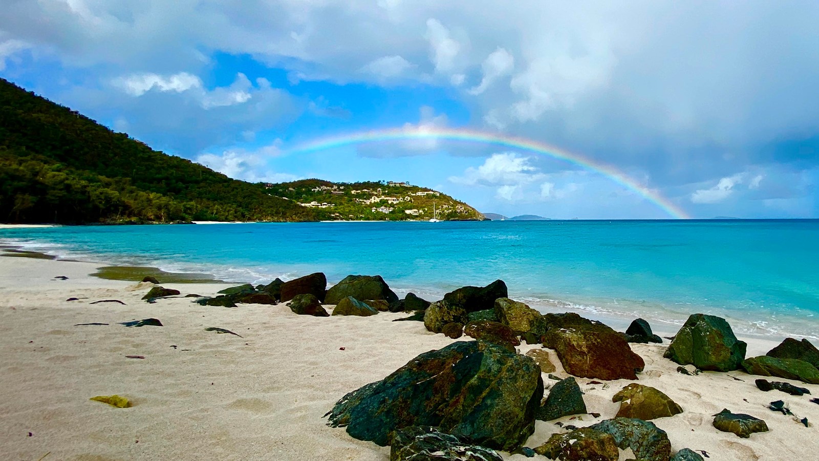 Cinnamon Bay Beach Cinnamon Bay Beach
