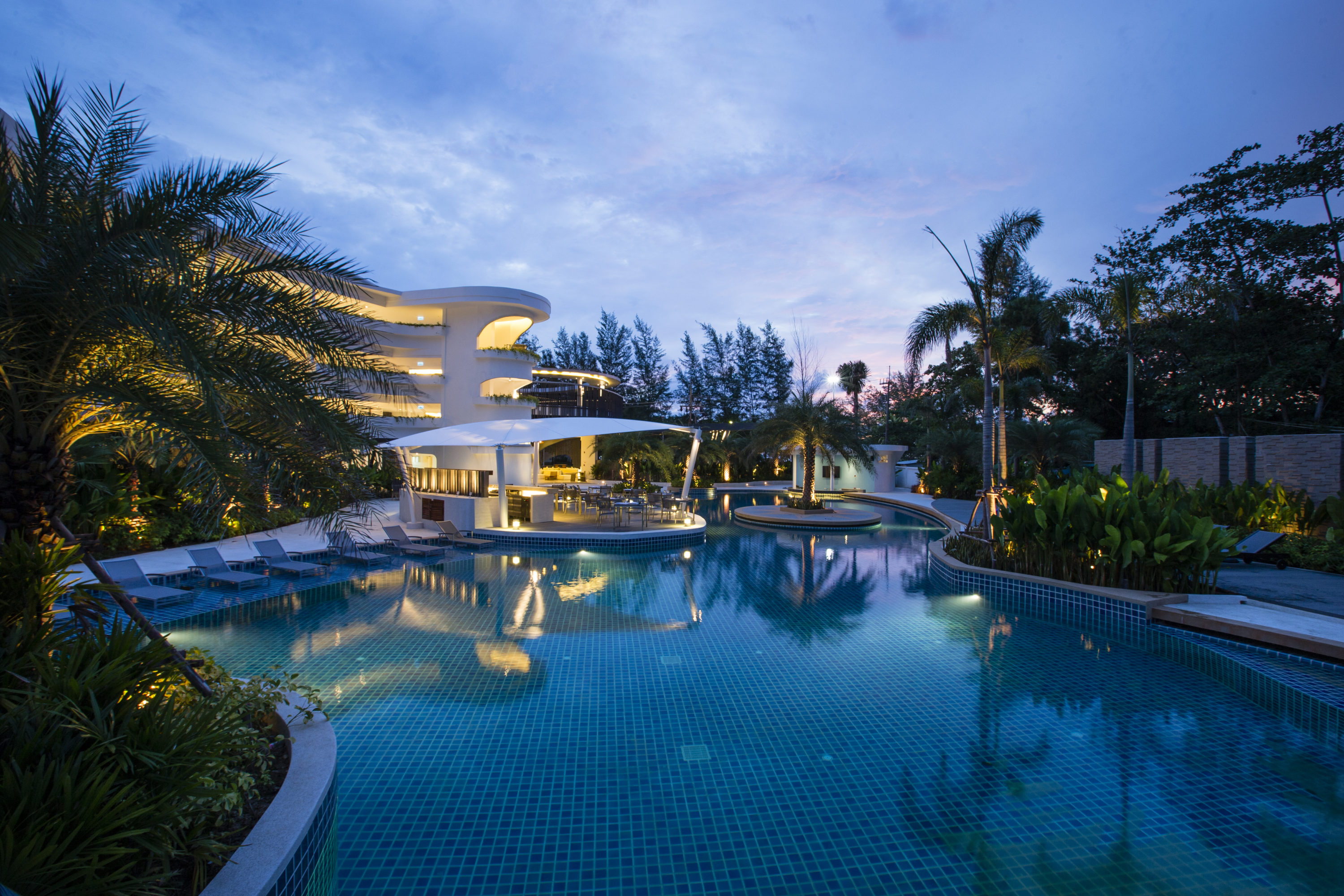 Holiday Inn Phuket Karon Beach