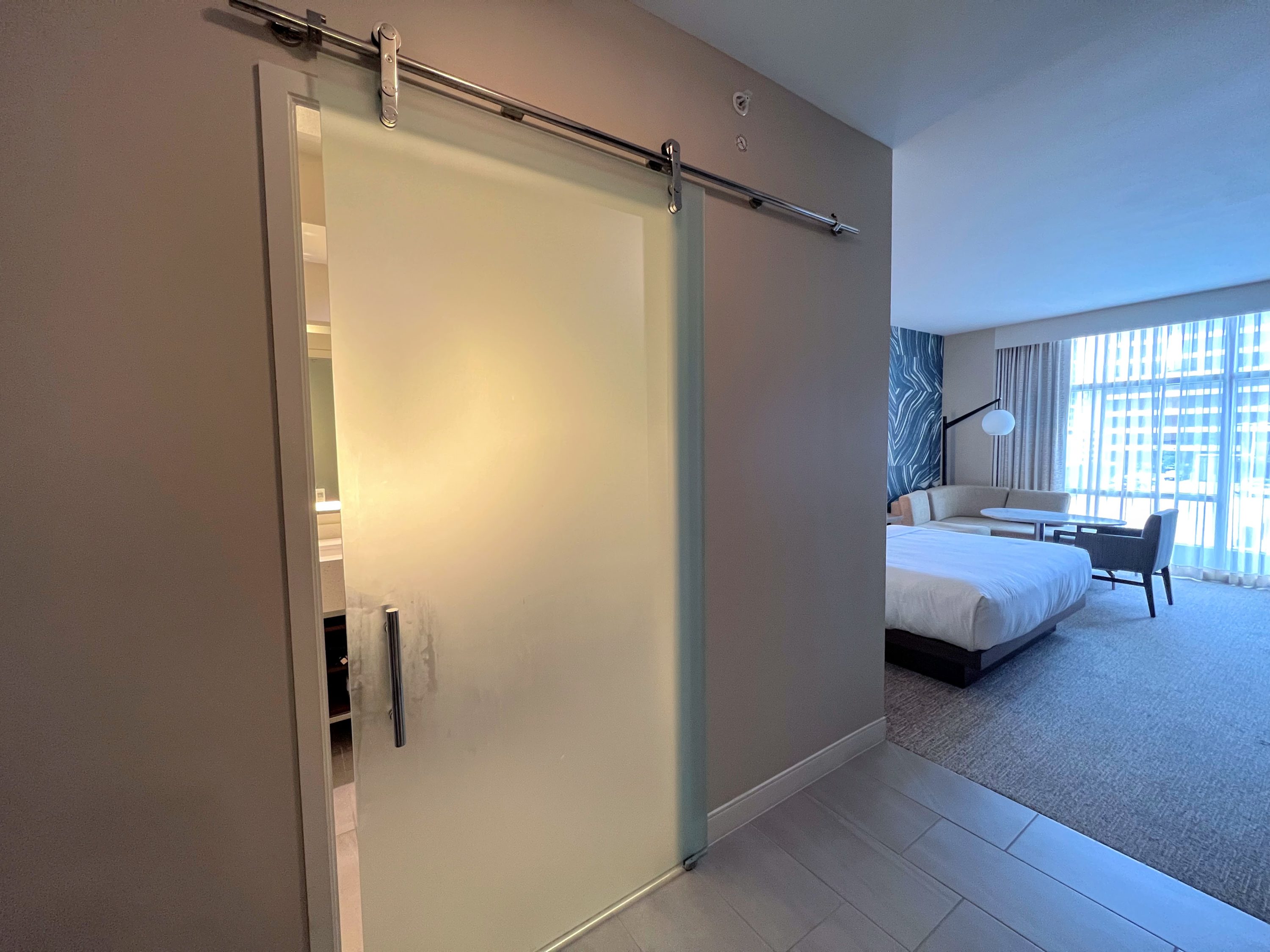 Hyatt Regency Houston Galleria door to bathroom