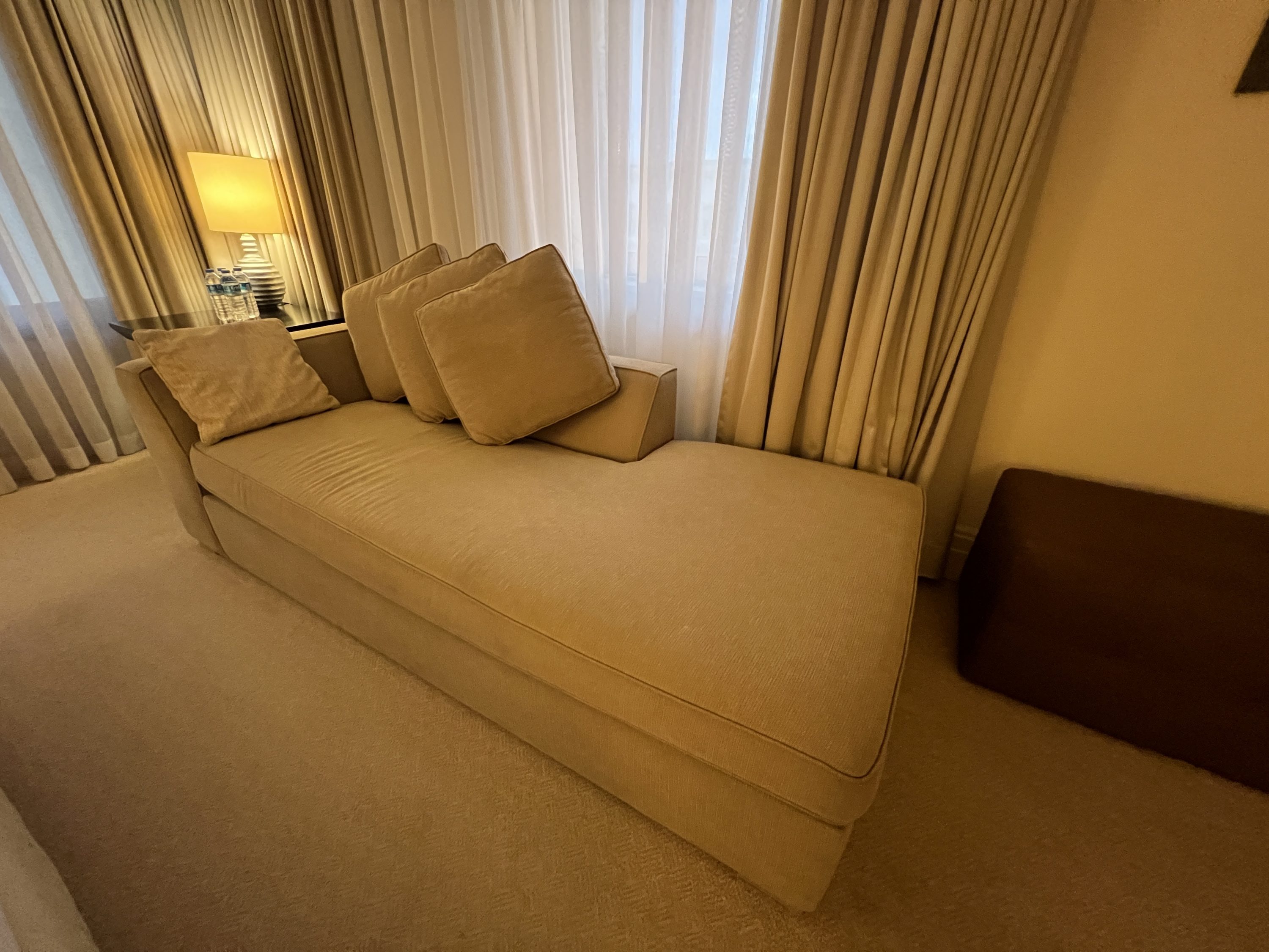 Grand Hyatt Istanbul Grand Suite King Chaise Lounge
