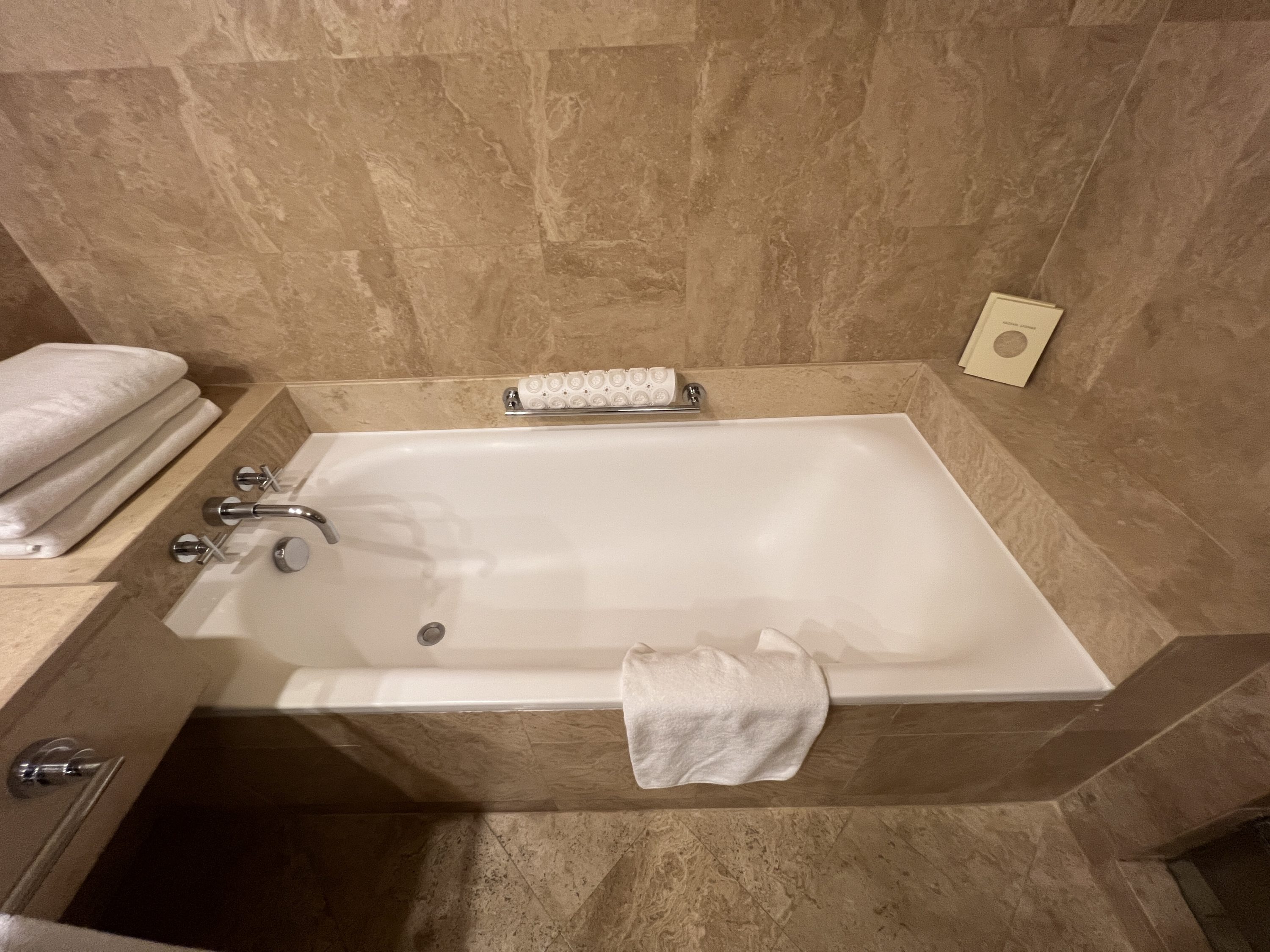 Grand Hyatt Istanbul Grand Suite King Bathroom tub