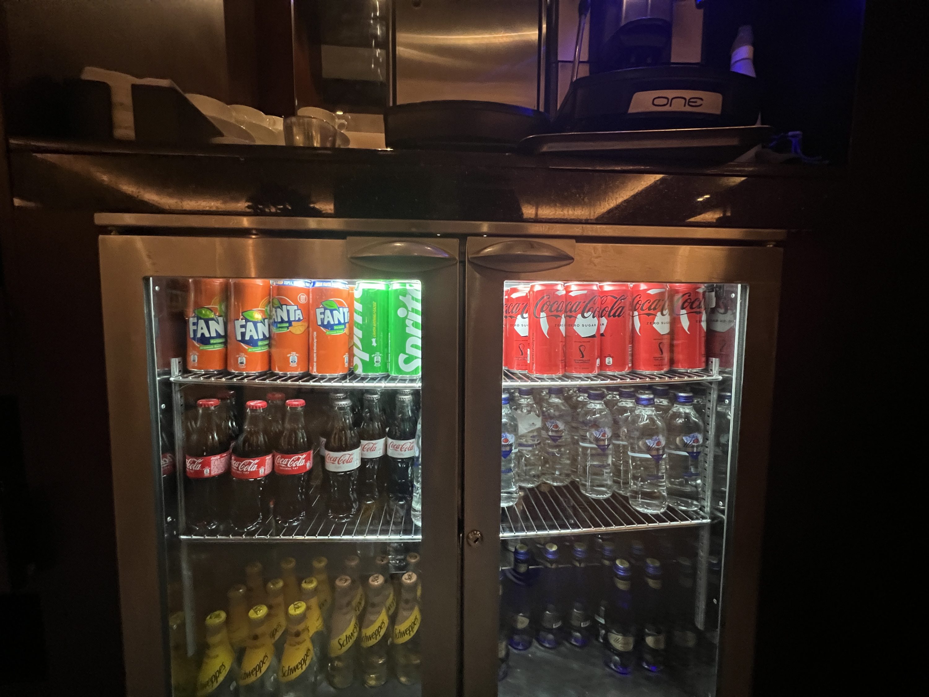 Grand Club Lounge refreshments