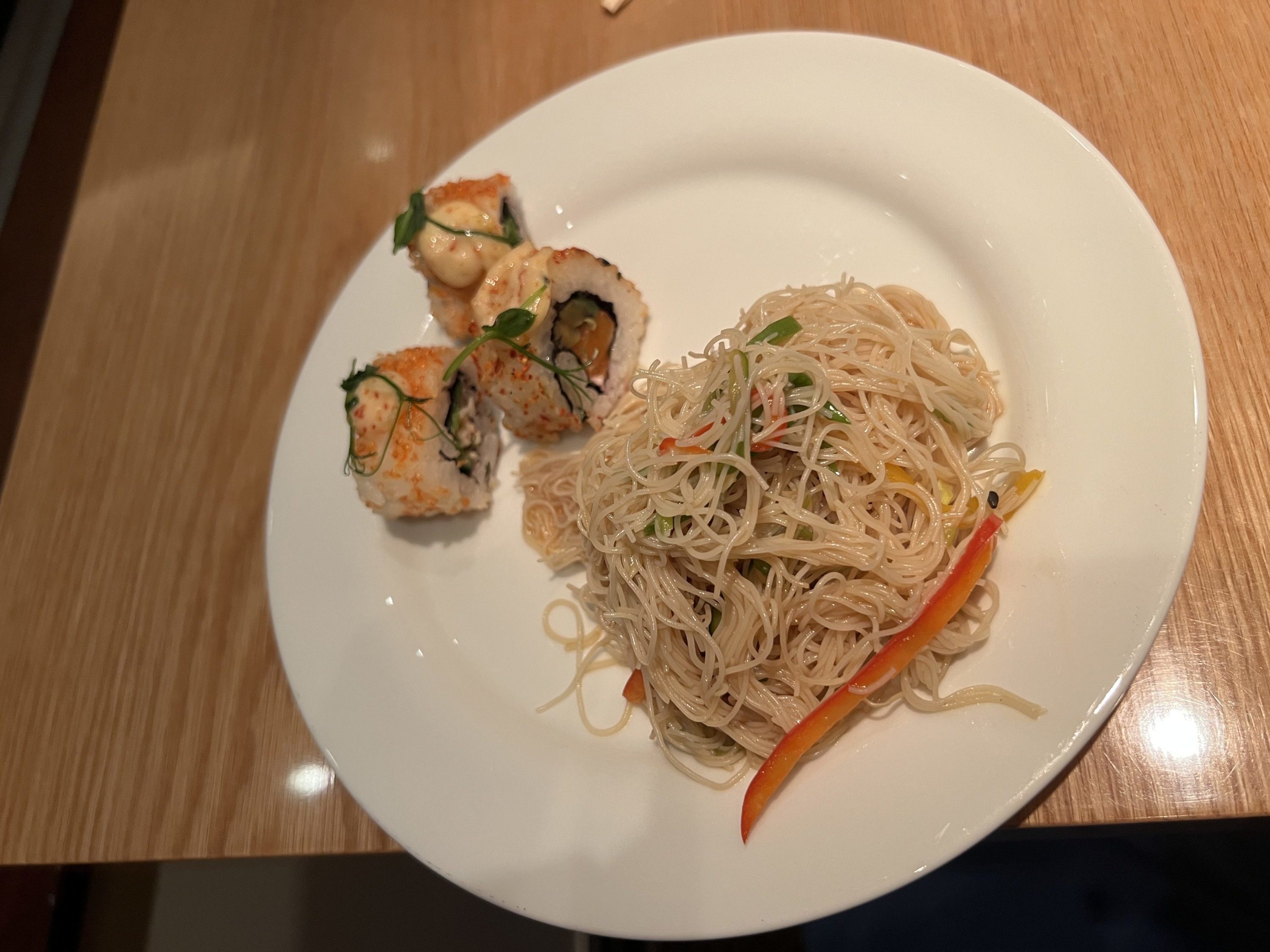 Grand Club Lounge asian noodles and sushi