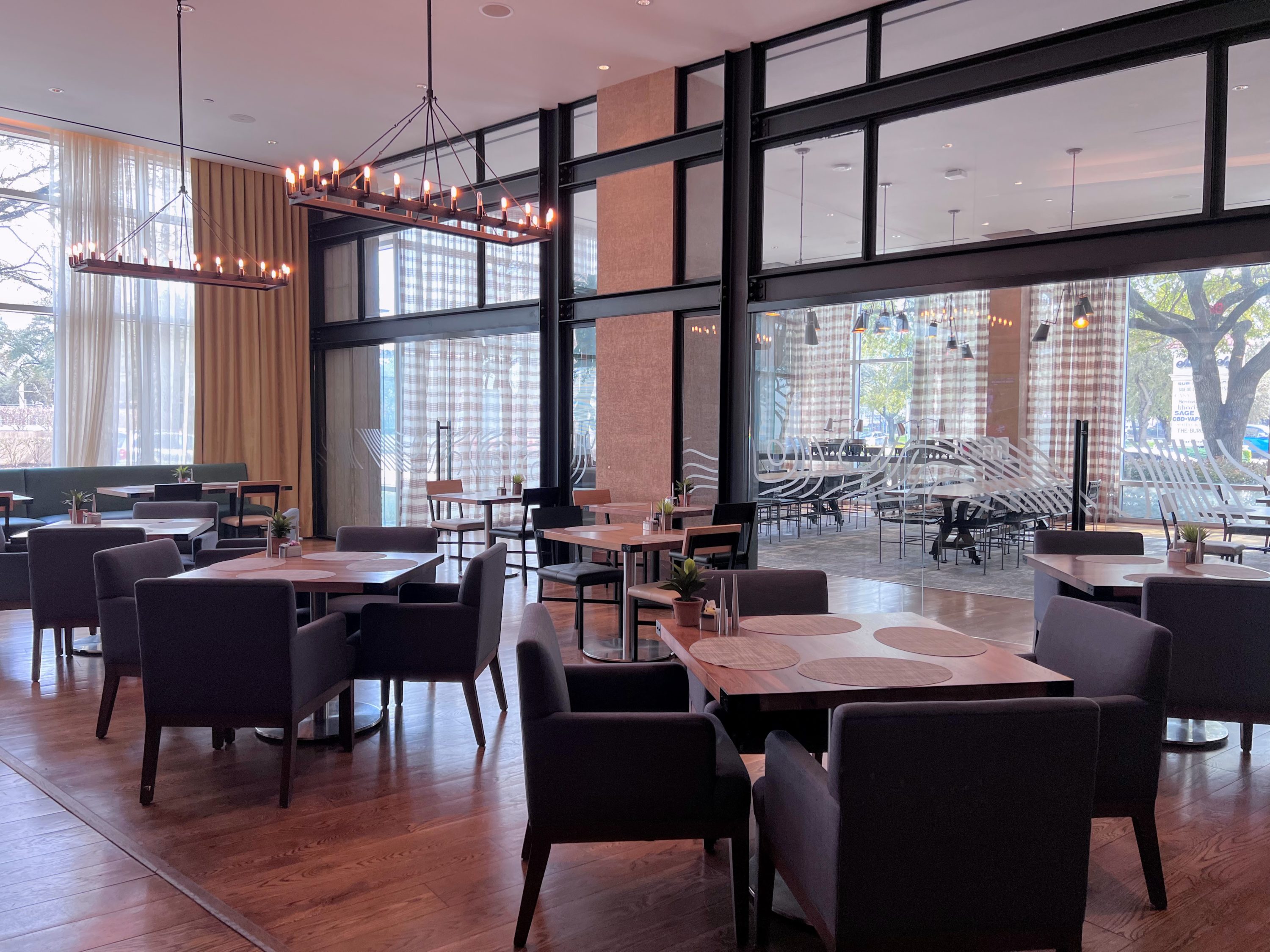 Urban Star Restaurant at Houston Hyatt Galleria