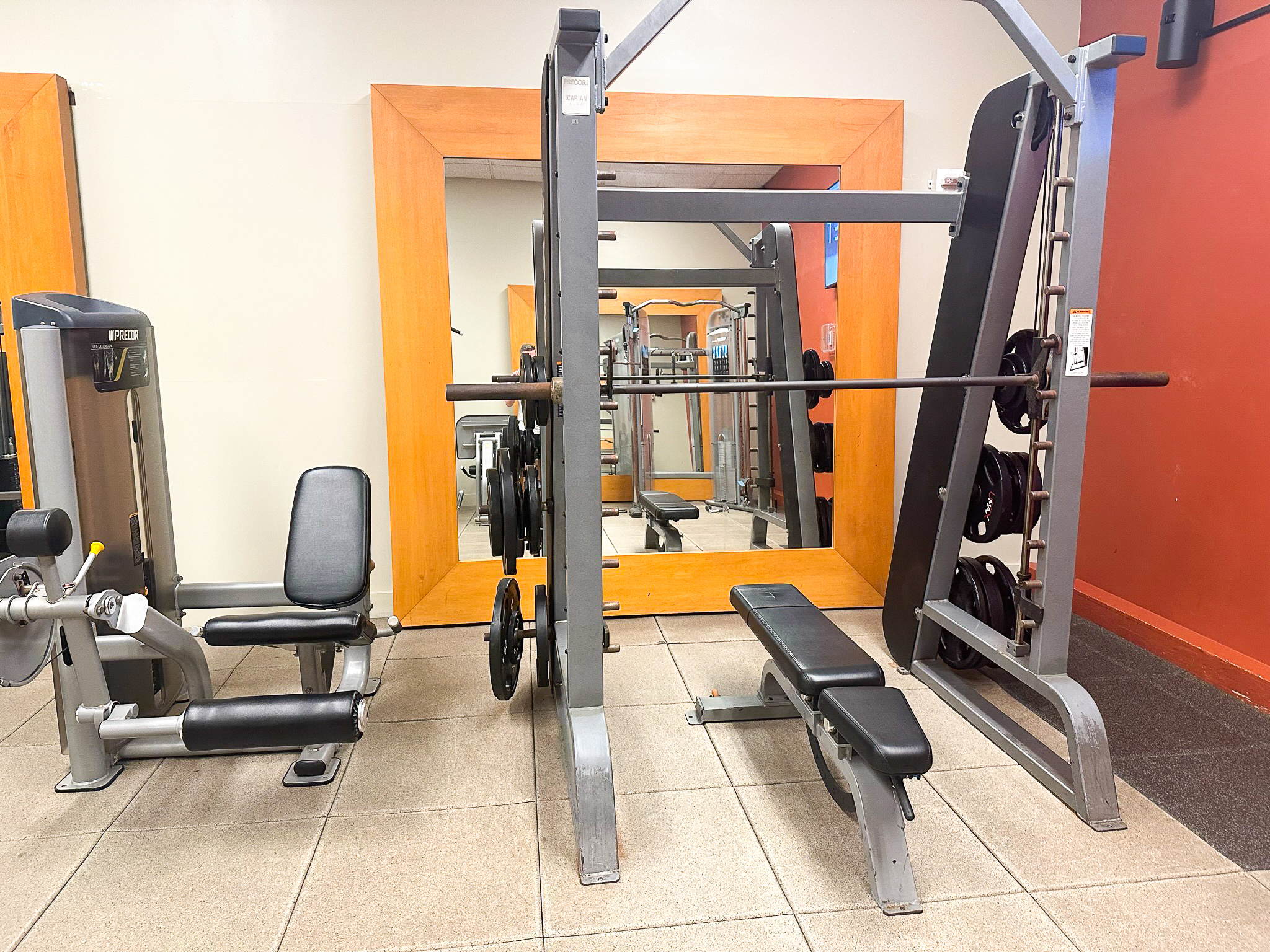 Hilton Waikoloa Village fitness center squat