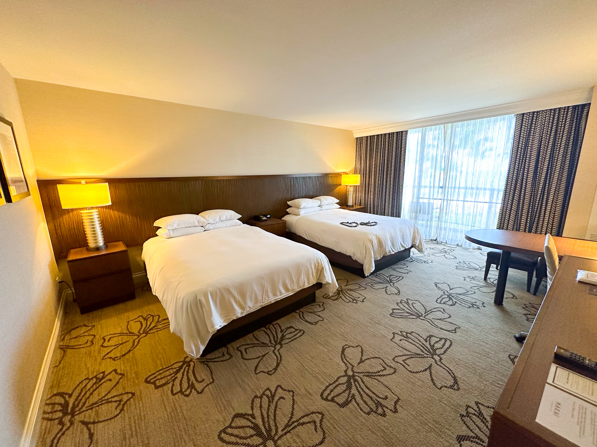 Hilton Waikoloa Village queen beds