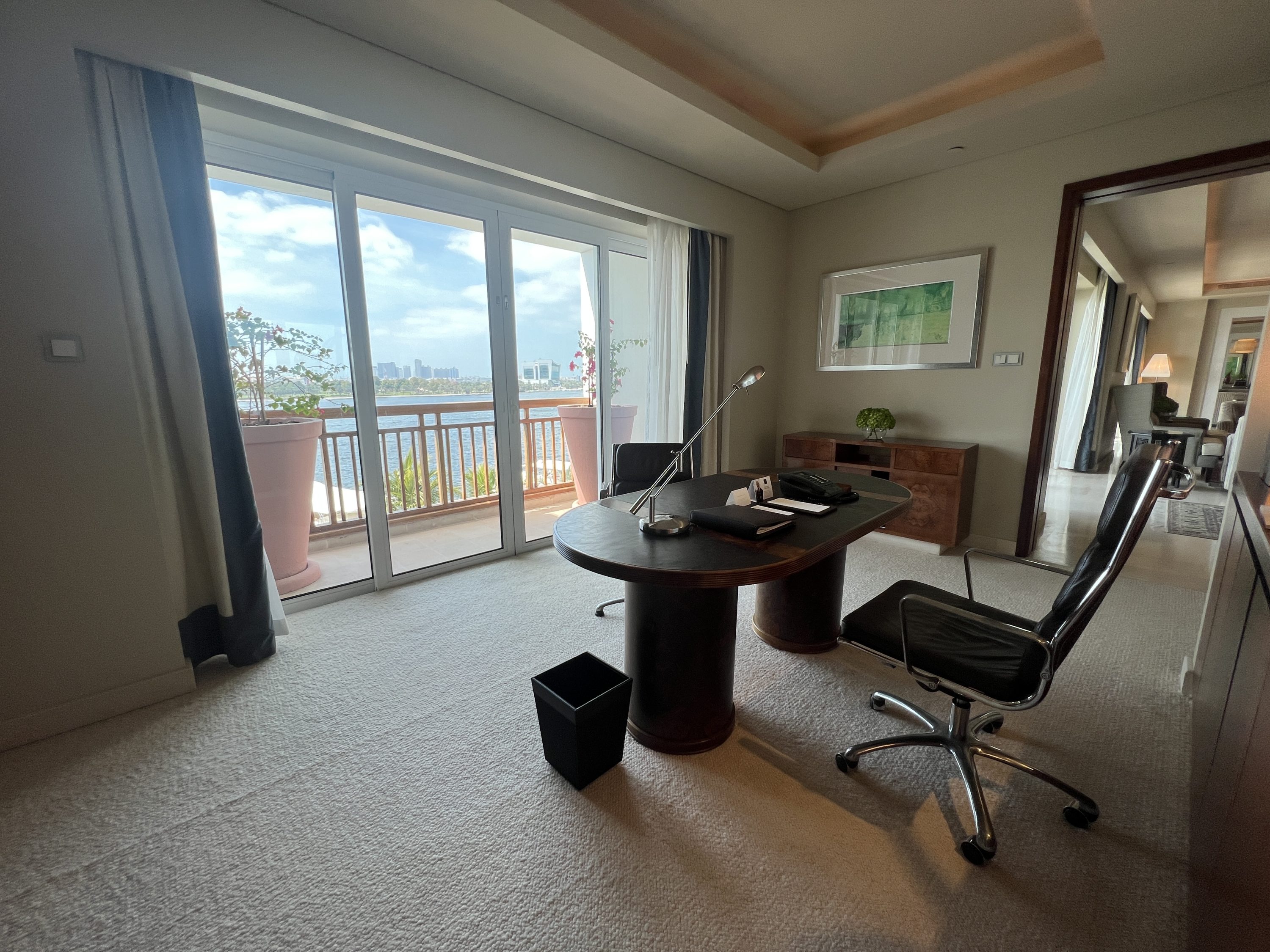 Park Hyatt Dubai Presidential Suite office 