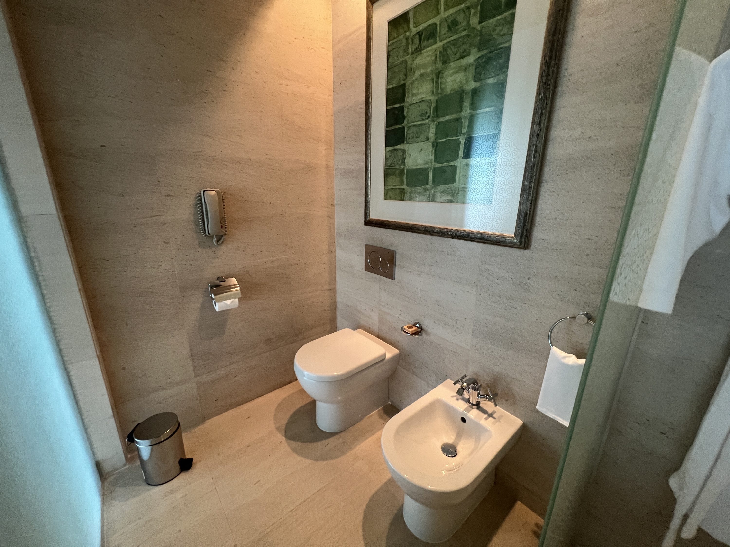 Park Hyatt Dubai Toilet room