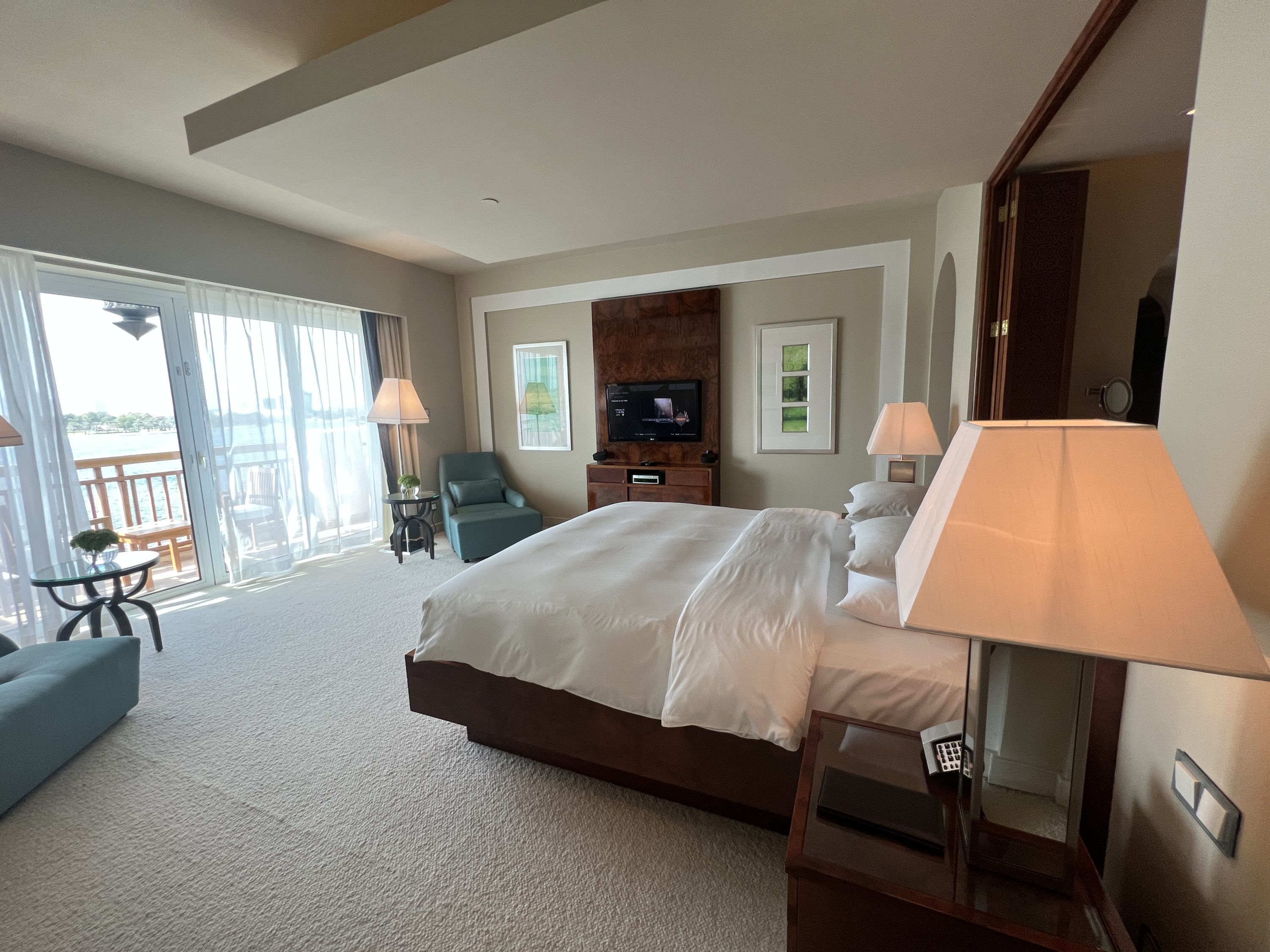 Park Hyatt Dubai Penthouse Suite Bed Corner Angle