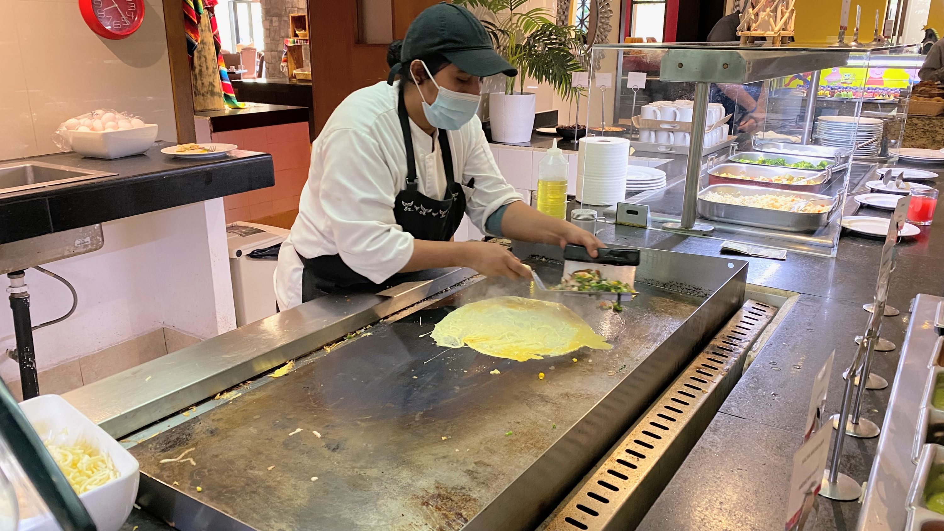 Omelet station at Hyatt Ziva Los Cabos buffet