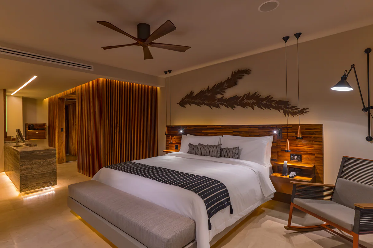 Solaz Los Cabos guest room