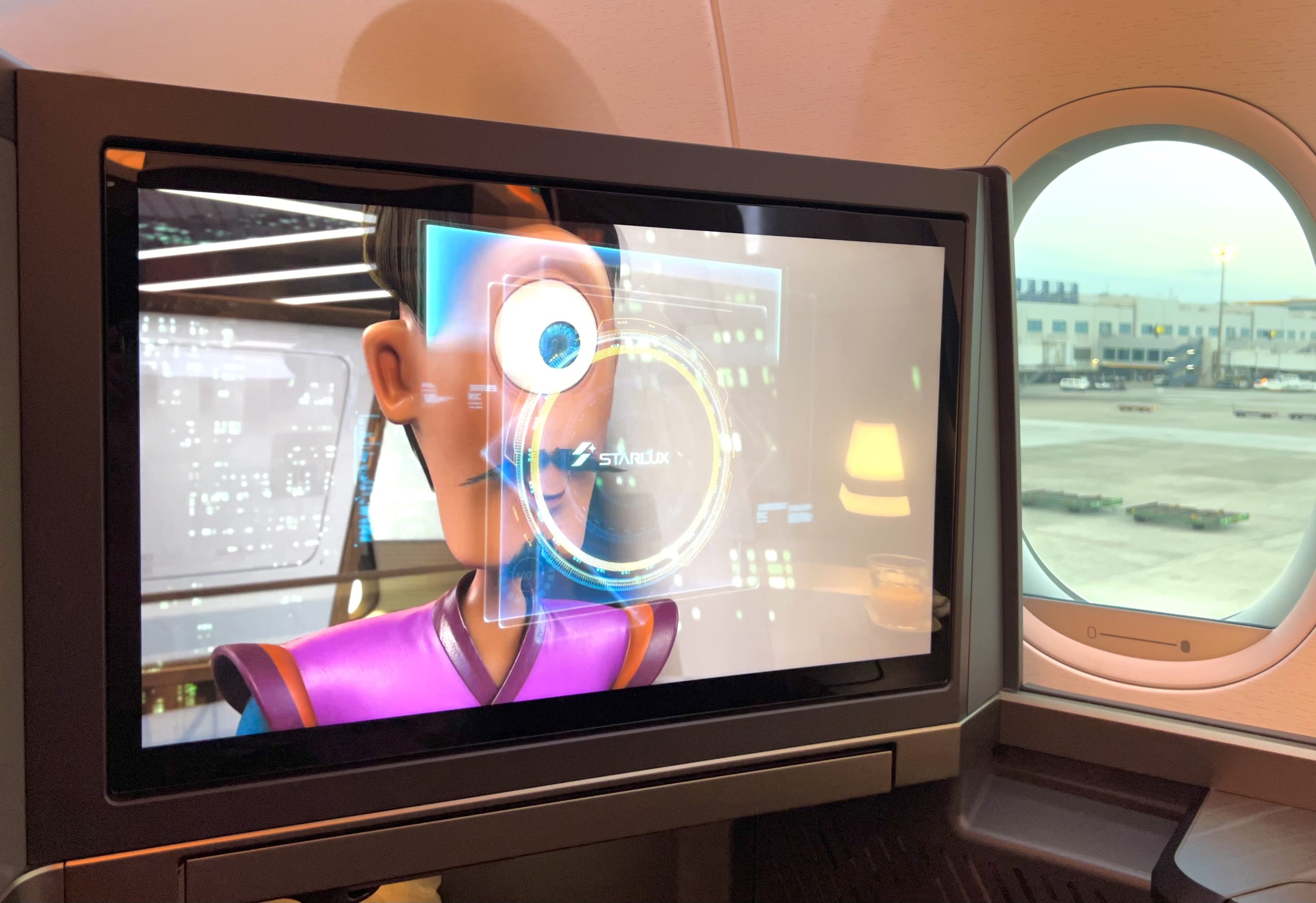 Starlux A359 Business Class safety video