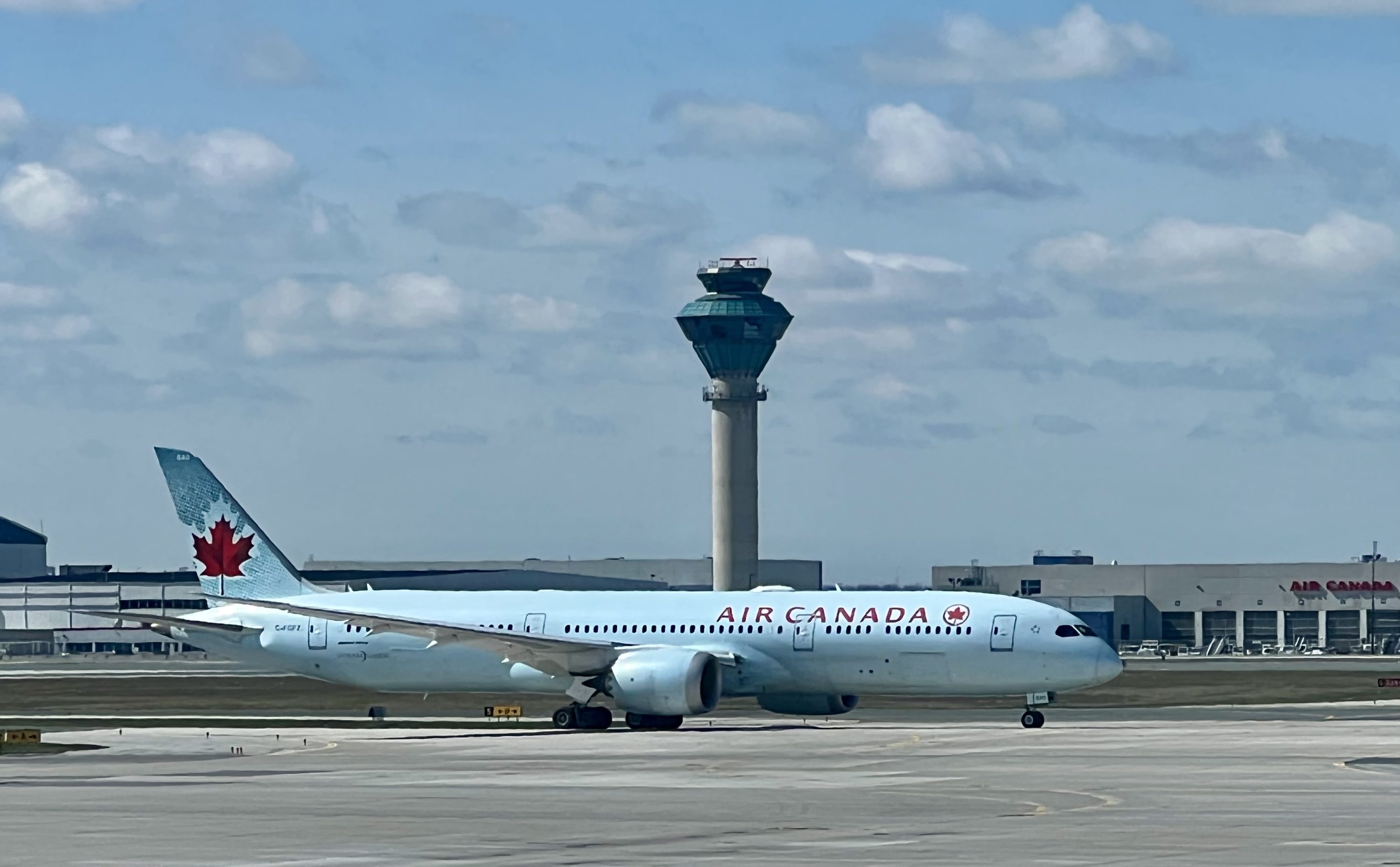Air Canada Boeing 789 at Toronto YYZ airport Air Canada Boeing 789 at Toronto YYZ airport