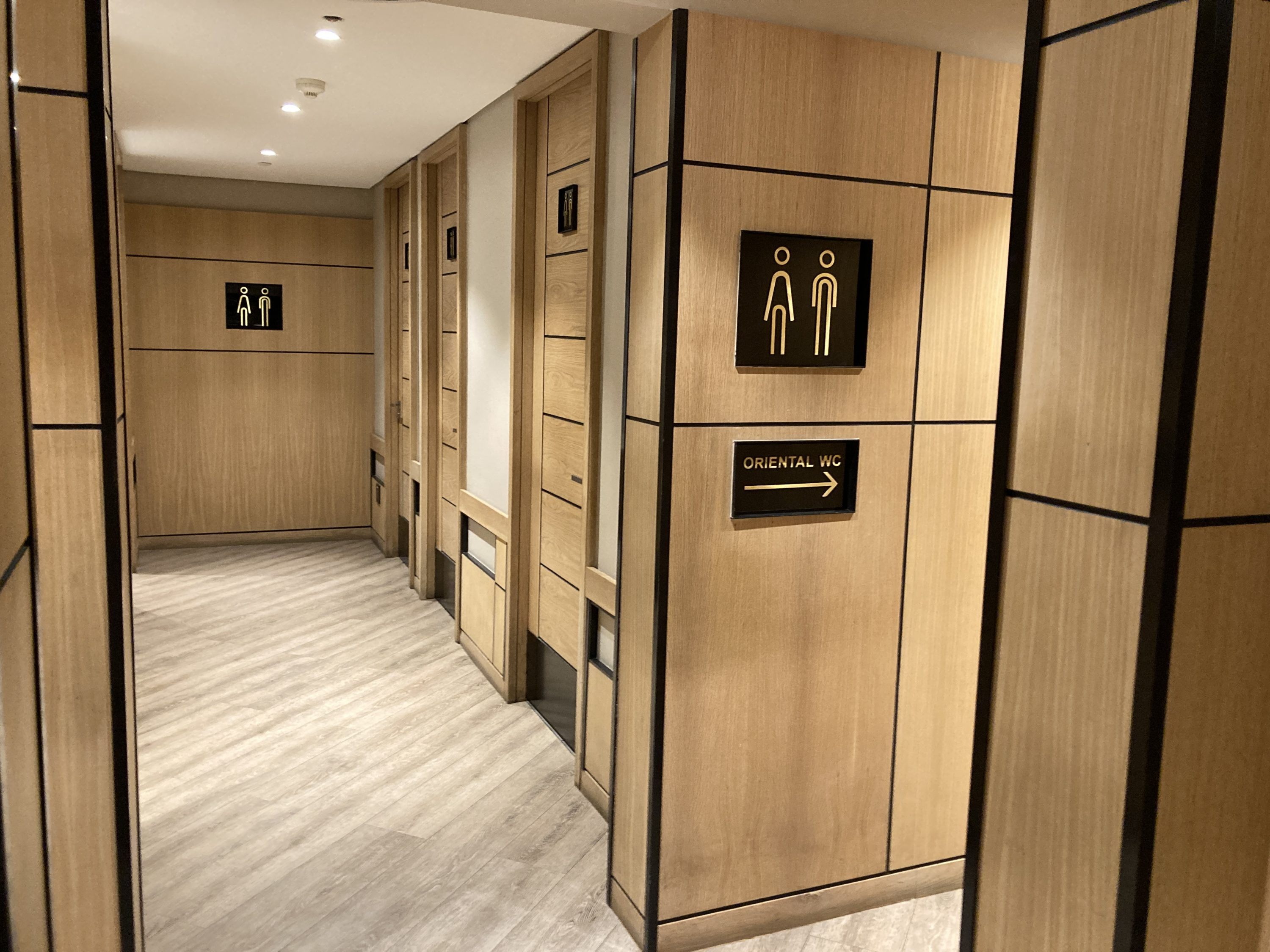 Bidvest Premier Lounge restrooms exterior