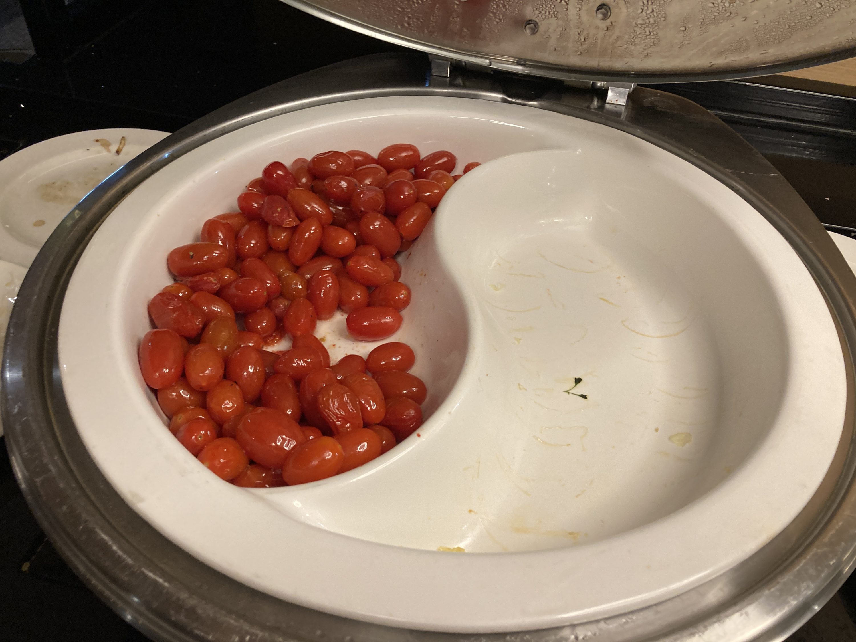 Bidvest Premier Lounge tomatoes