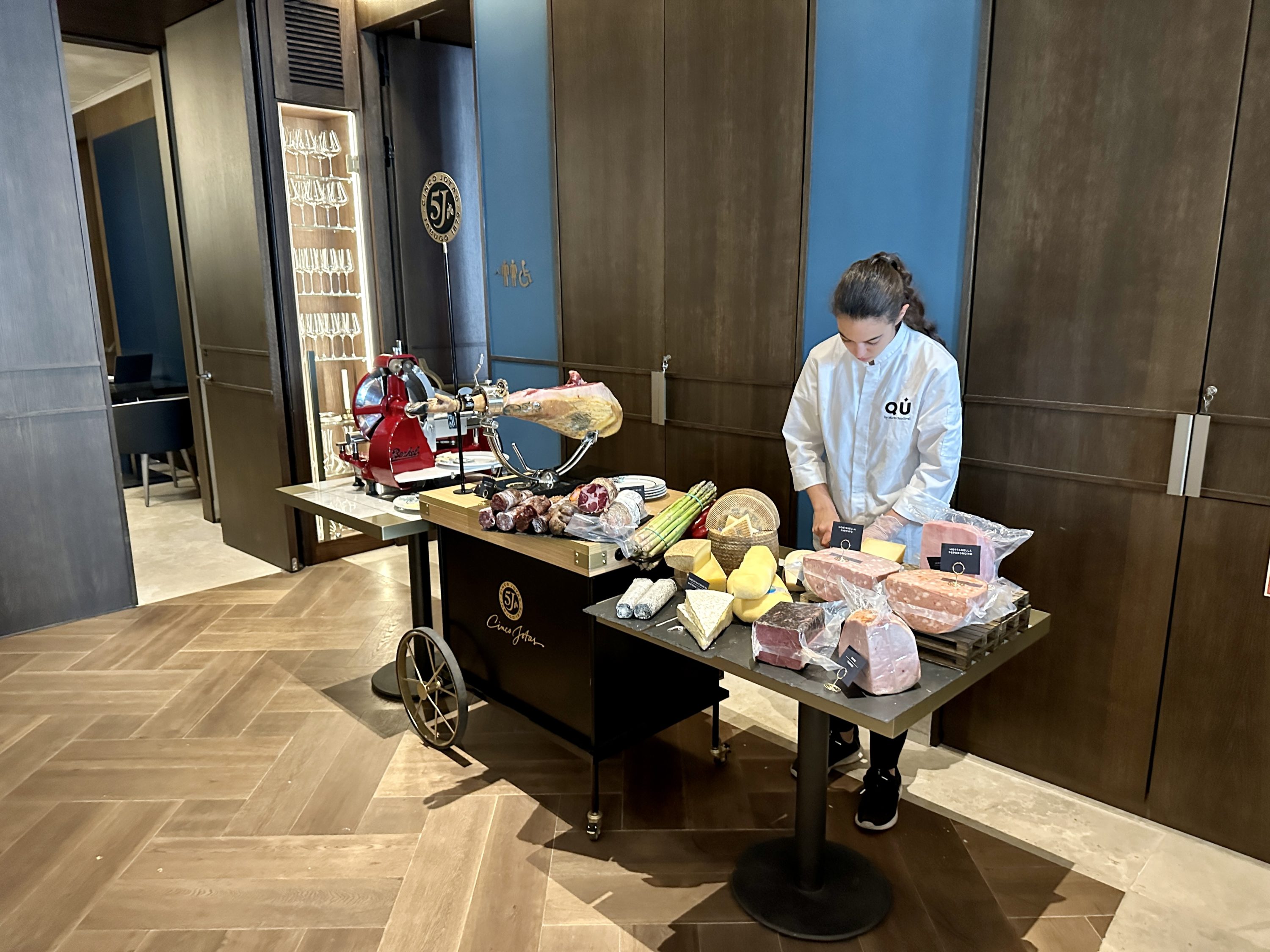 JW Marriott Madrid Carving Station