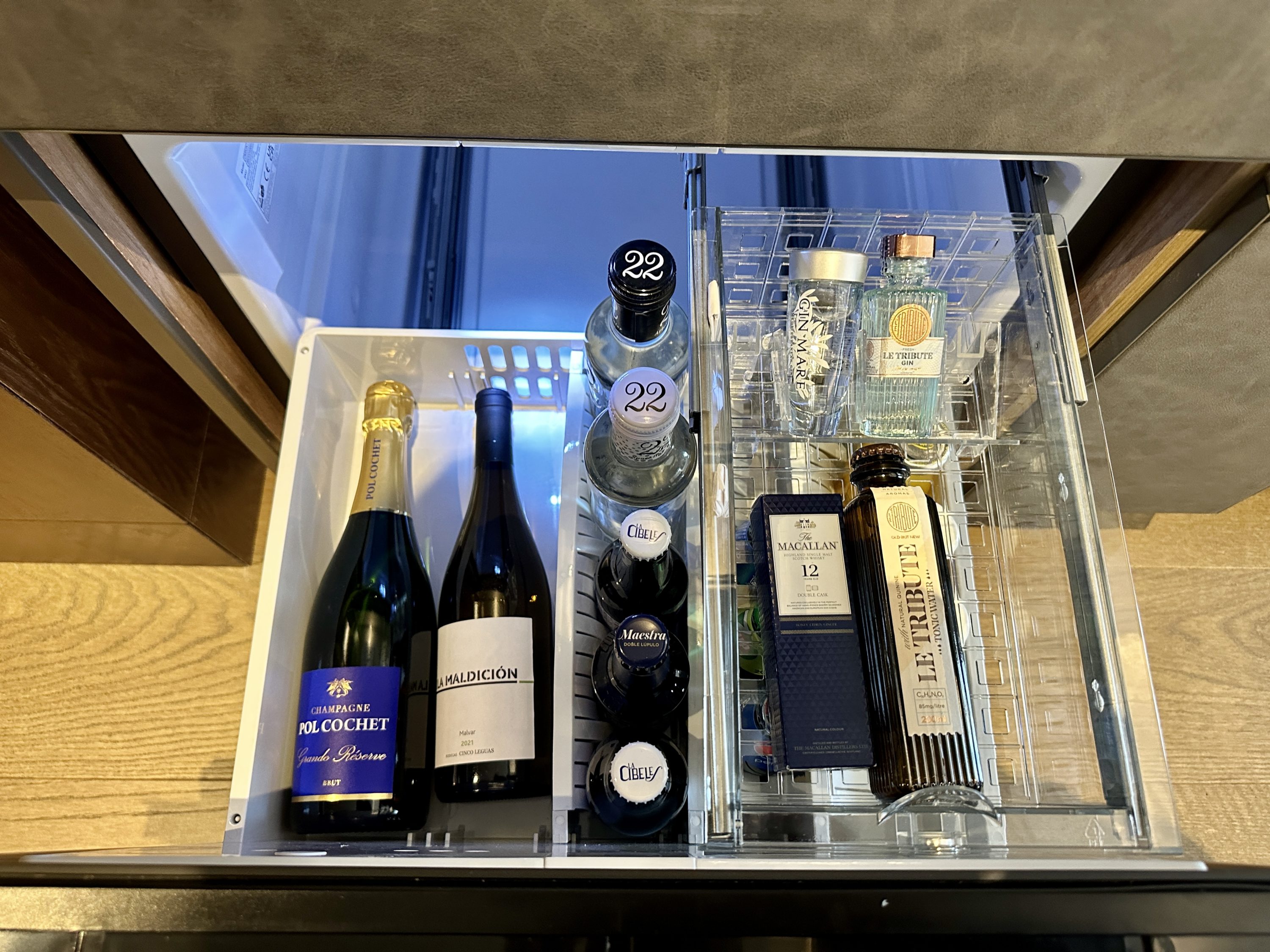 JW Marriott Madrid Minifridge