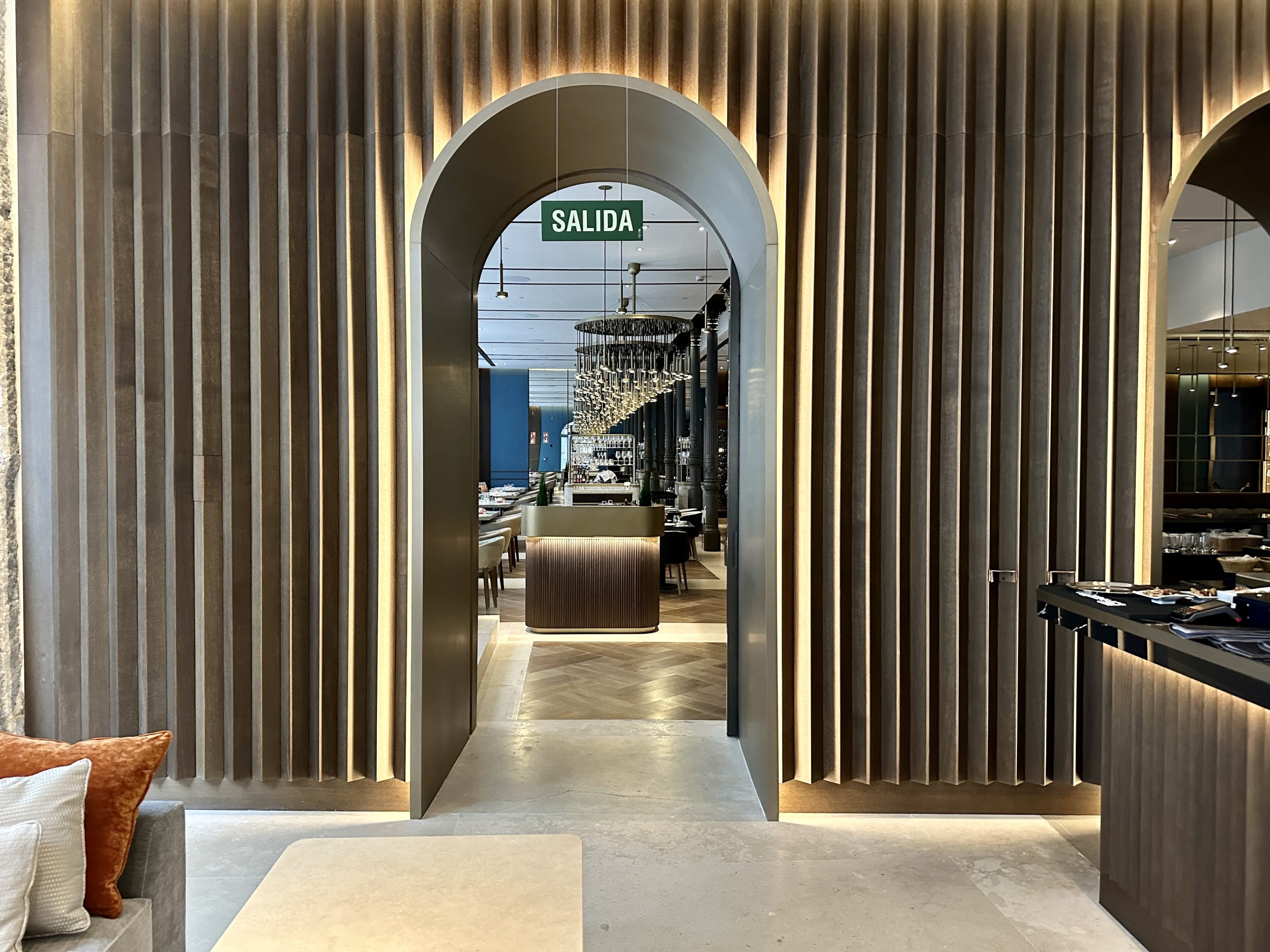 JW Marriott Madrid Qu Entrance