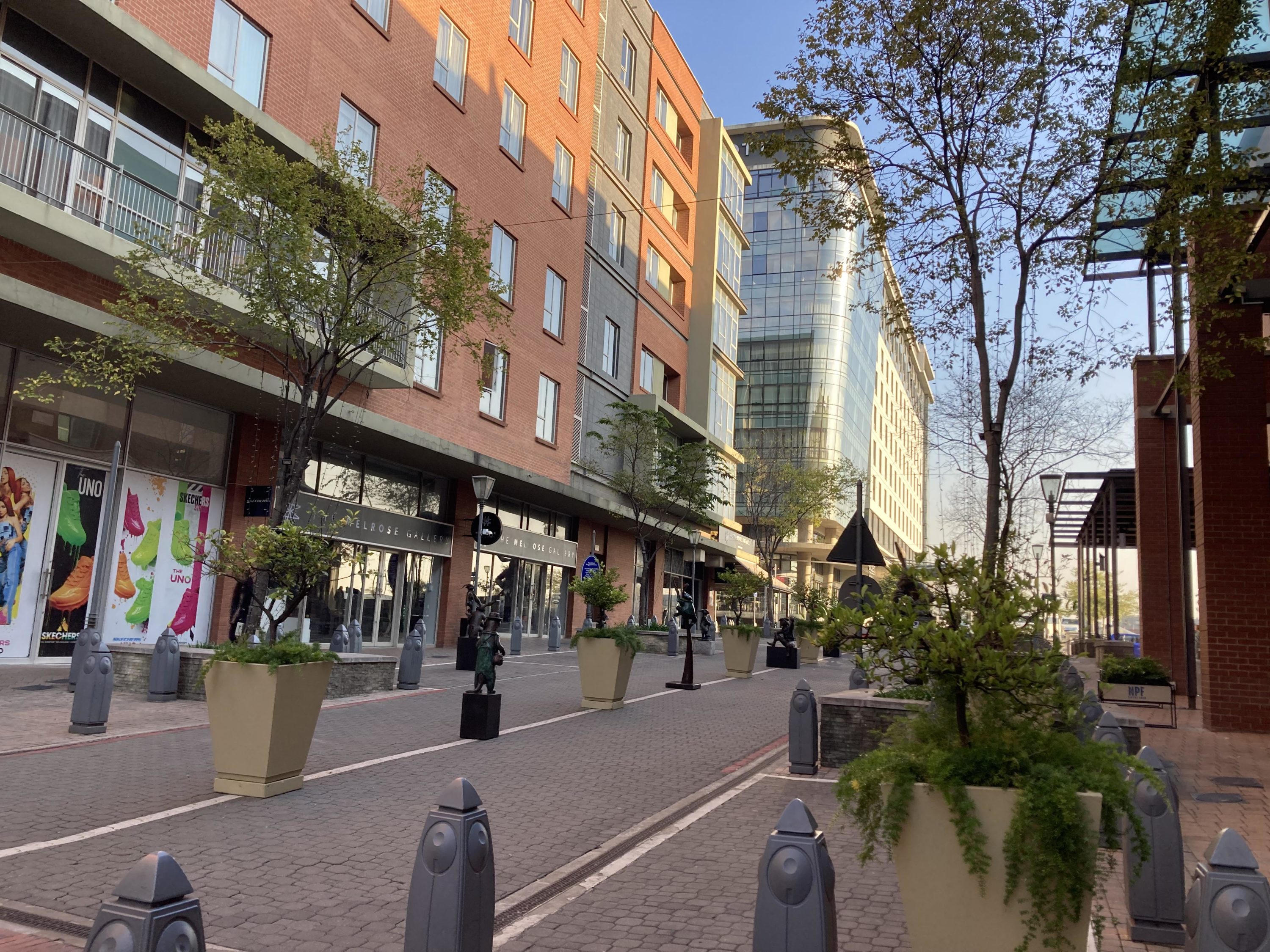 Johannesburg Marriott Hotel Melrose Arch shops