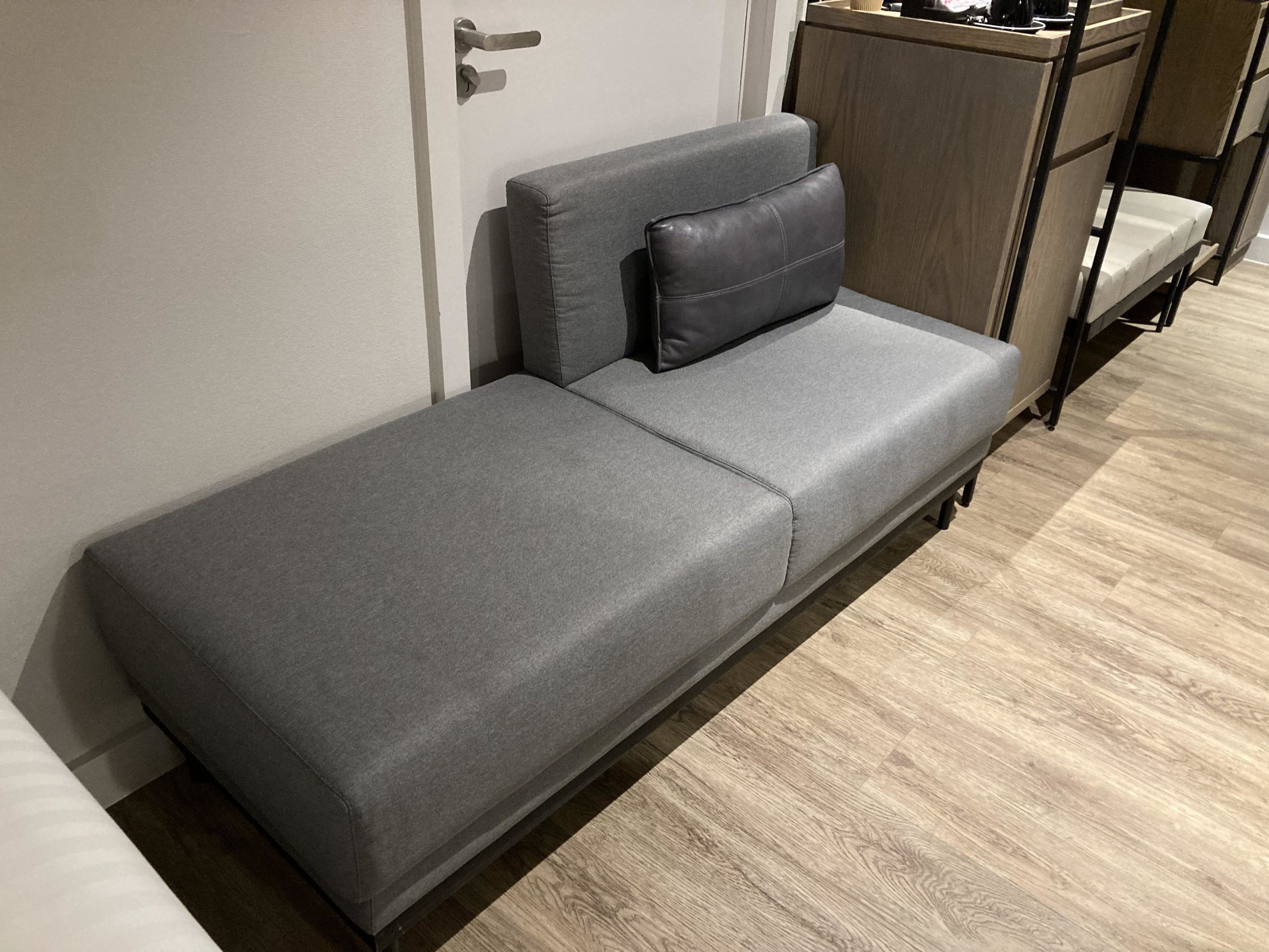 Johannesburg Marriott Hotel Melrose Arch sofa