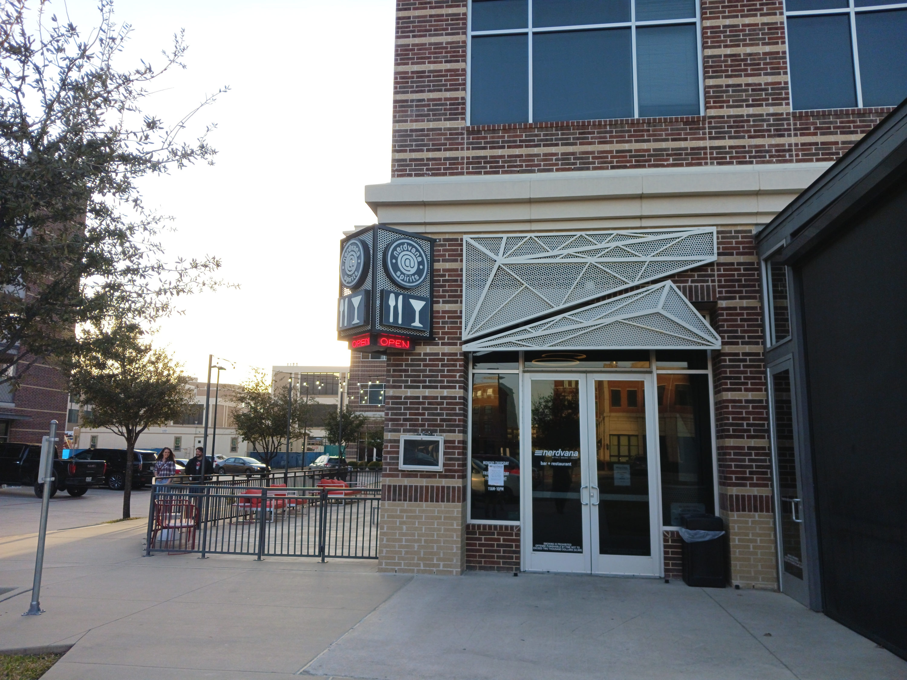 Nerdvana Frisco exterior