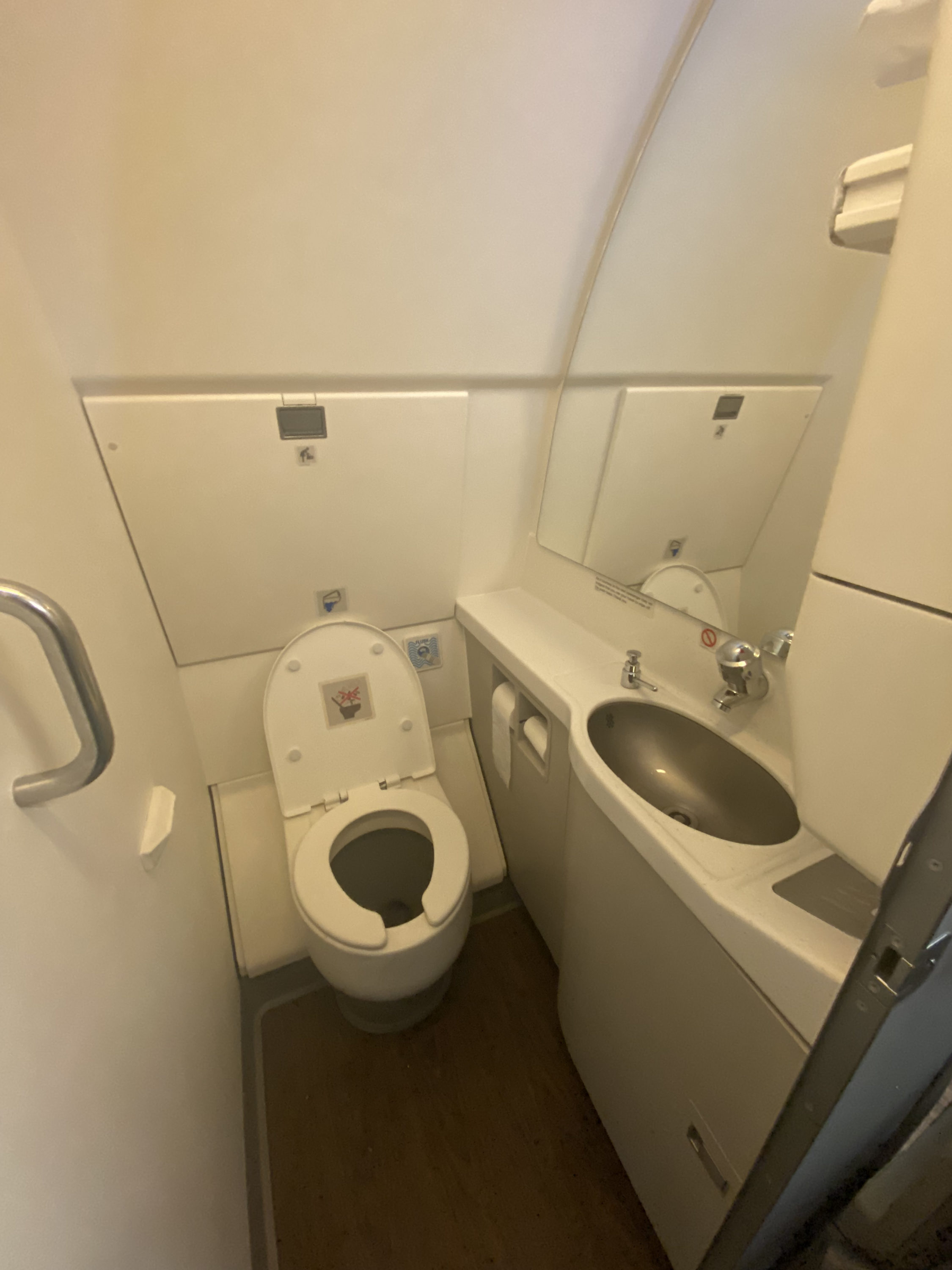 South African Airways JNB VFA economy toilet South African Airways JNB VFA economy toilet