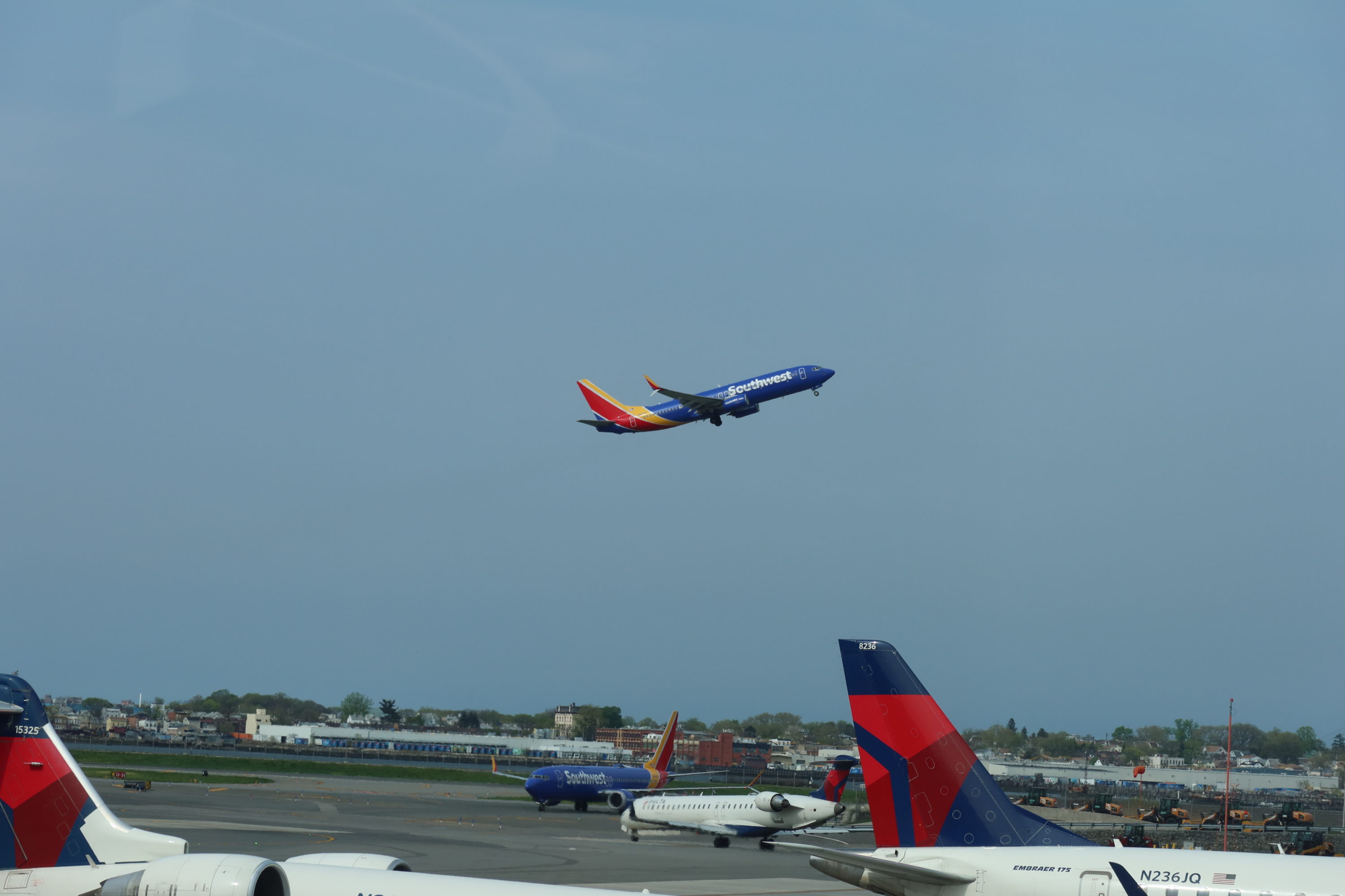 Southwest Airlines plane departing Southwest Airlines 737 LGA