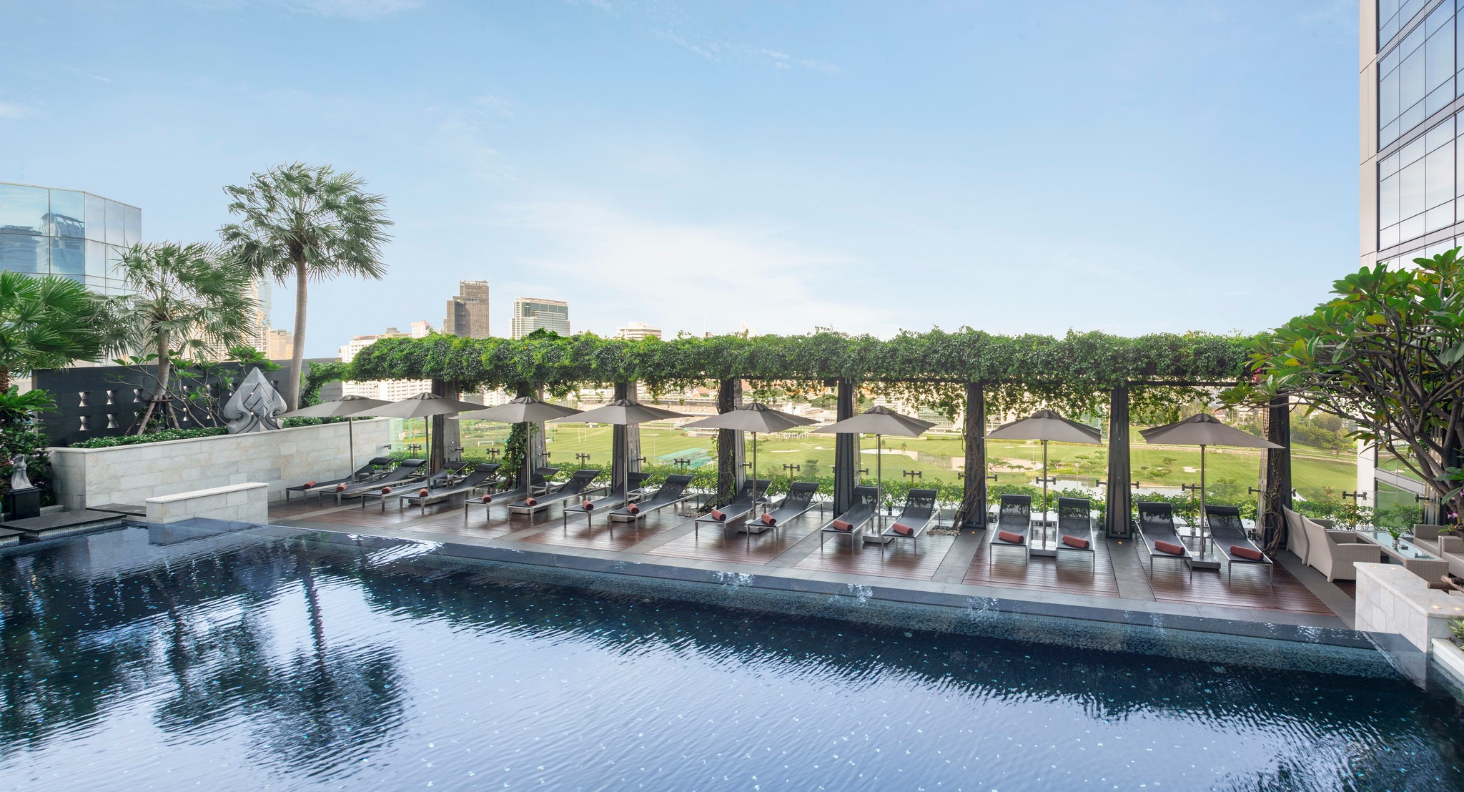 St Regis Bangkok Pool
