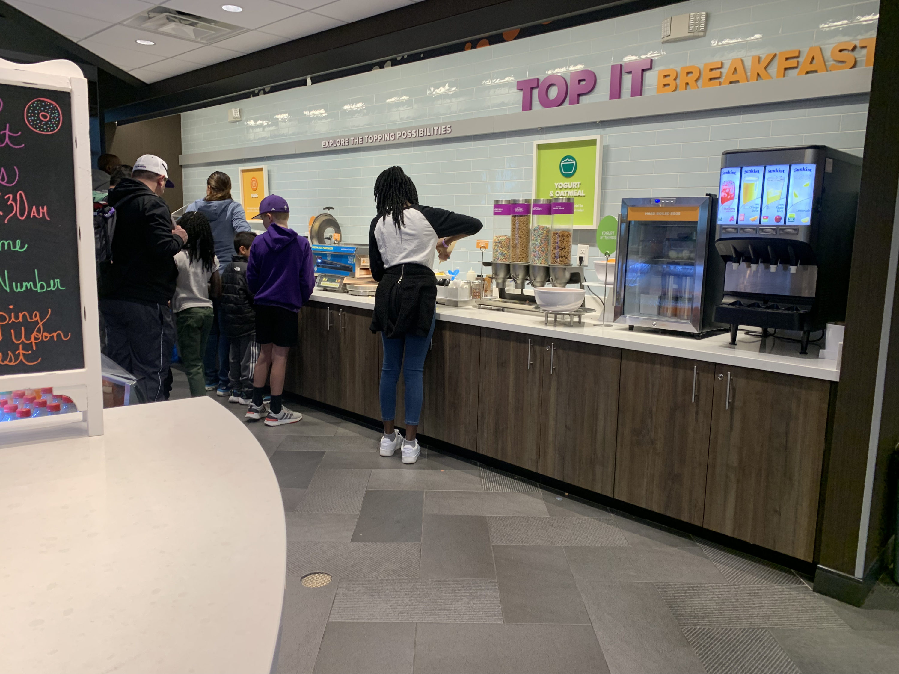 Tru by Hilton Frisco Dallas breakfast bar
