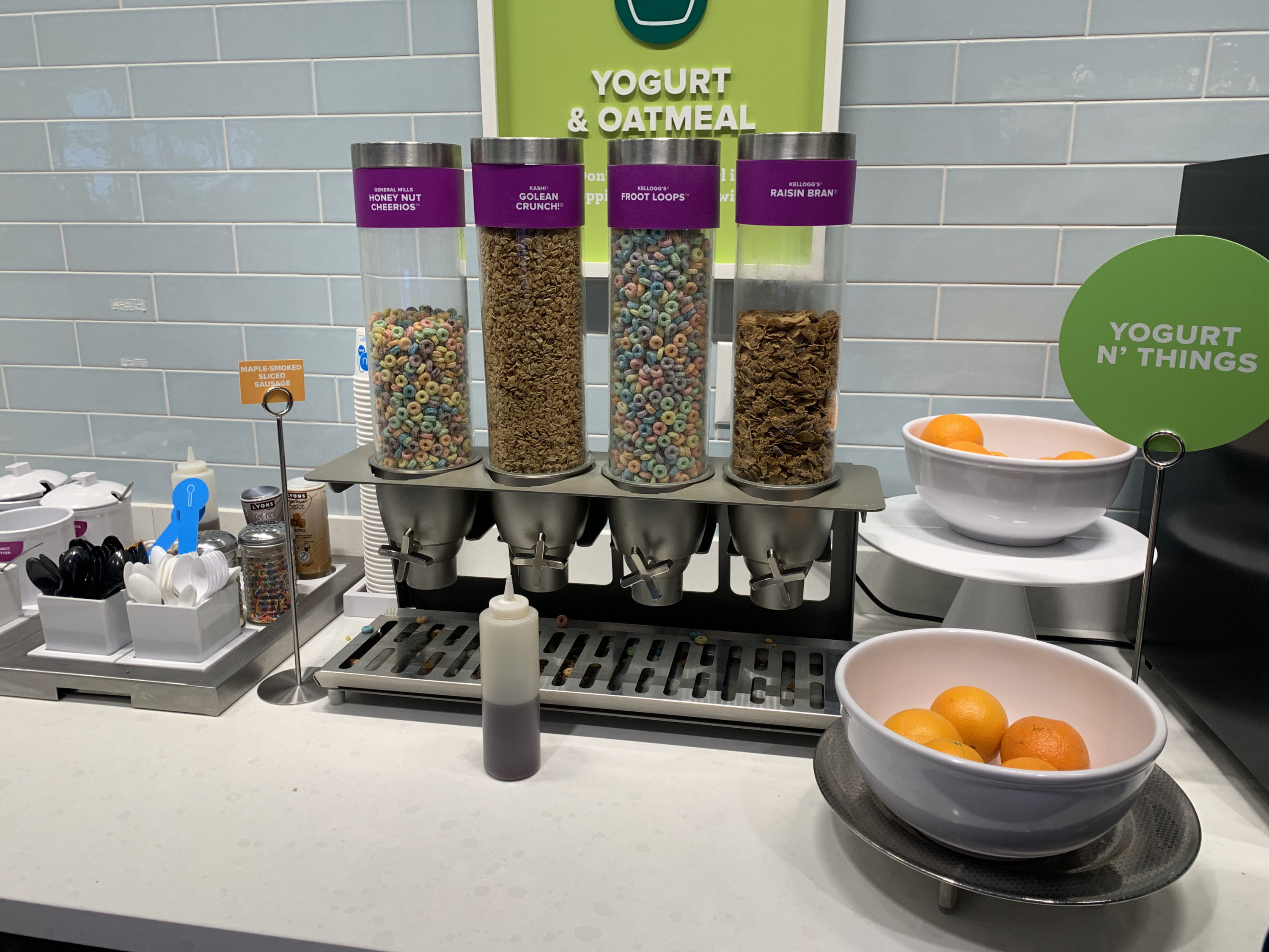 Tru by Hilton Frisco Dallas breakfast cereal bar and fruit