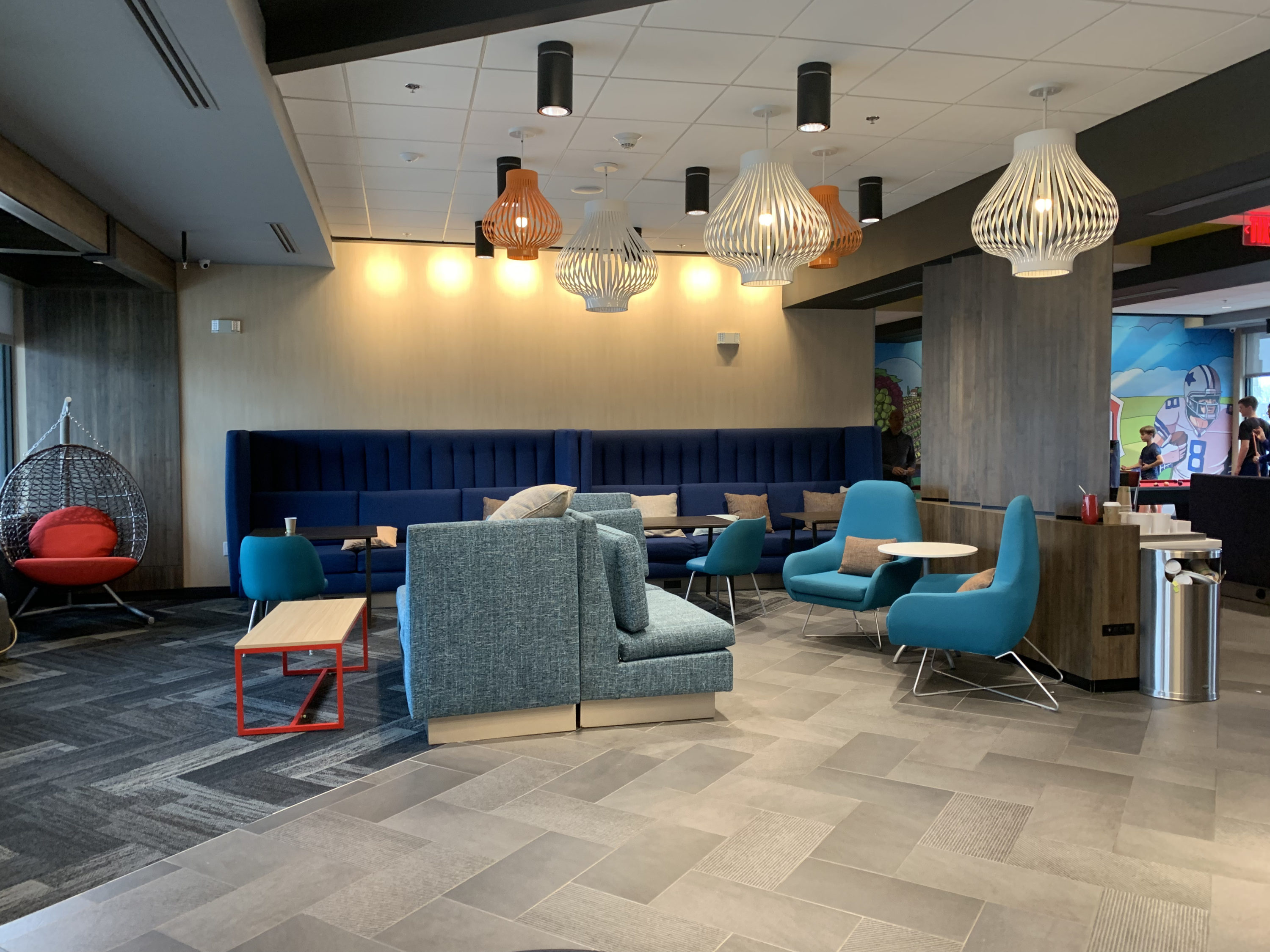Tru by Hilton Frisco Dallas lobby seating