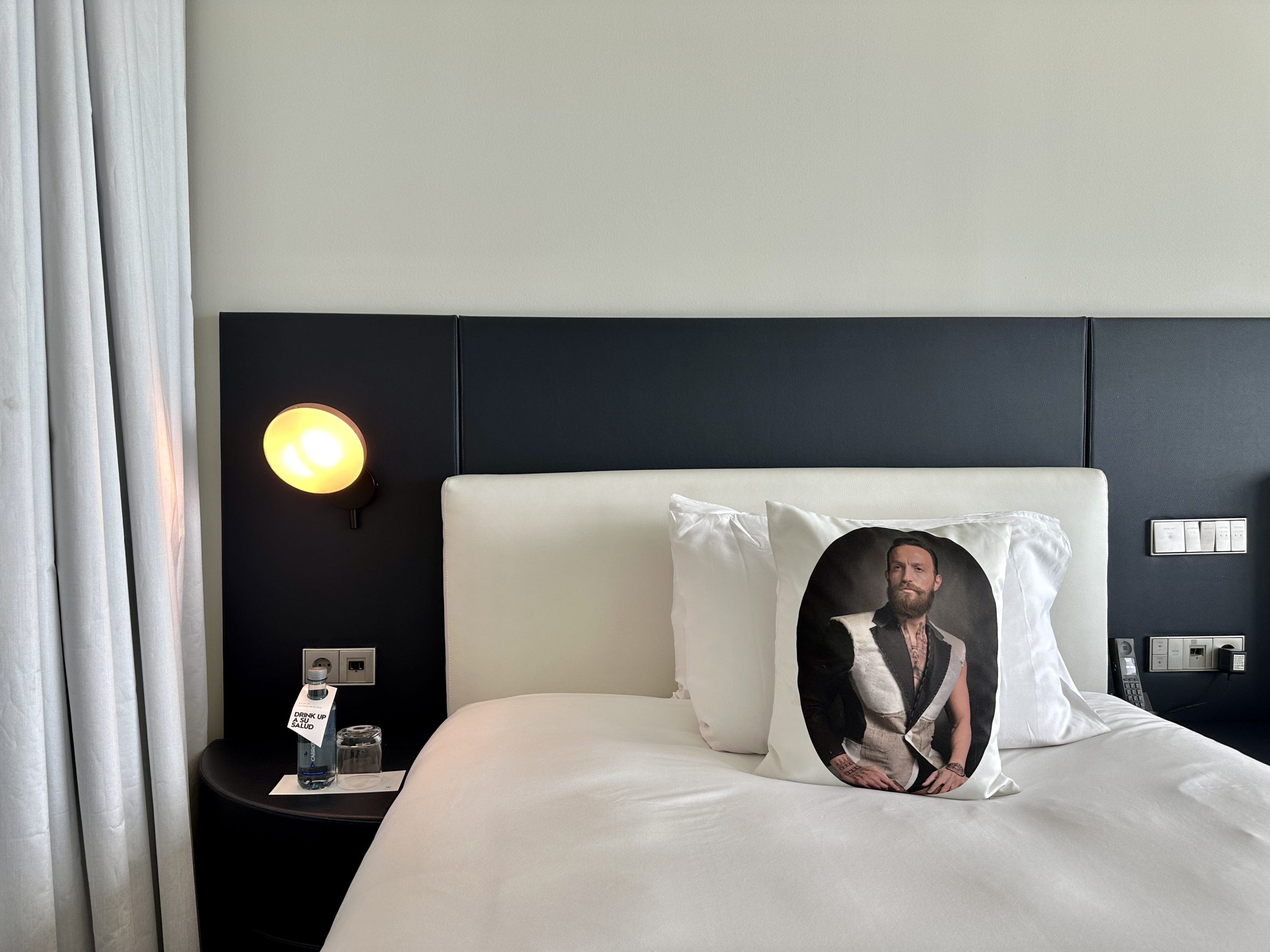 W Barcelona Left Nightstand W Barcelona Left Nightstand