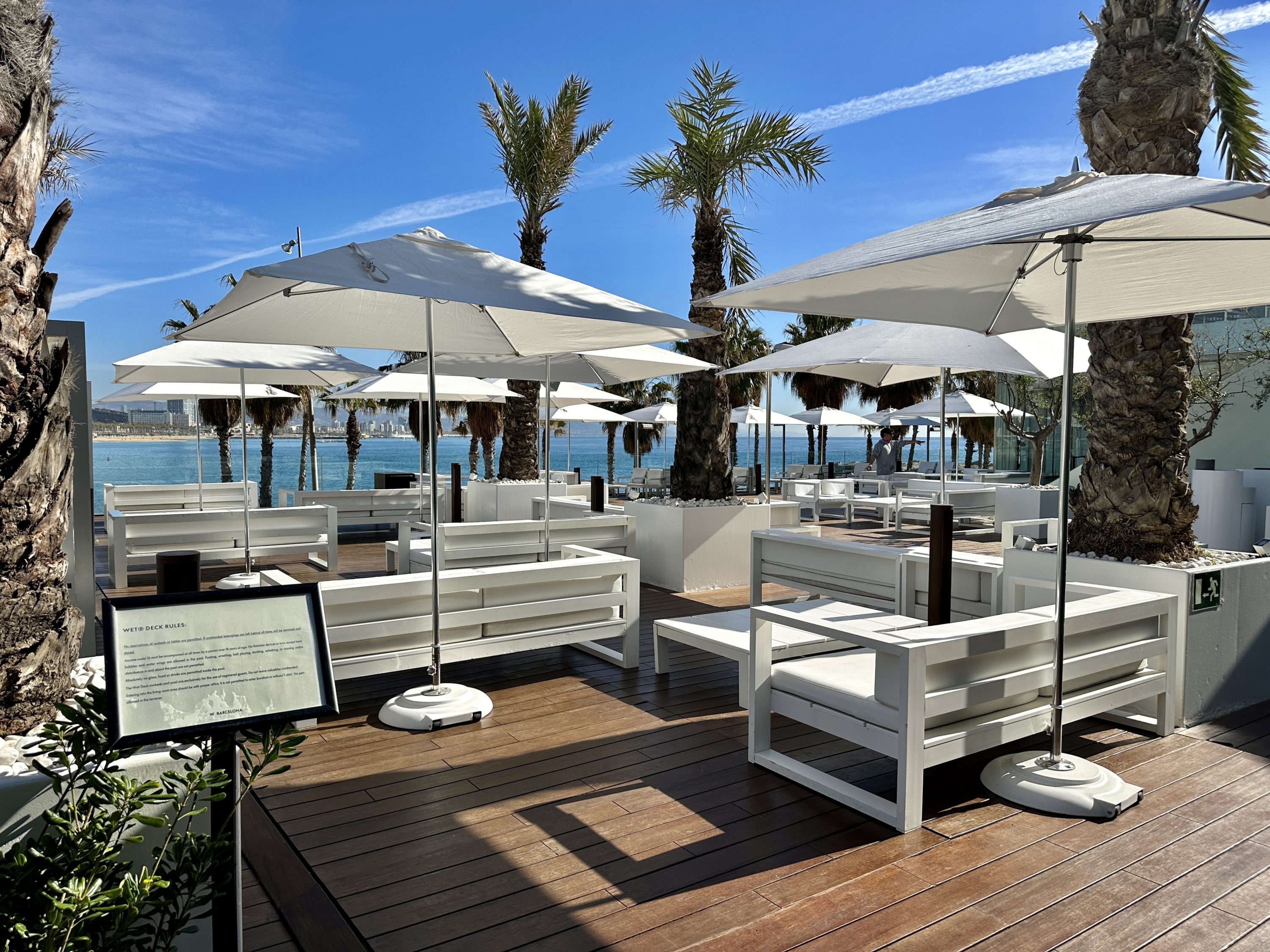 W Barcelona Wet Deck Couch Seating W Barcelona Wet Deck Couch Seating