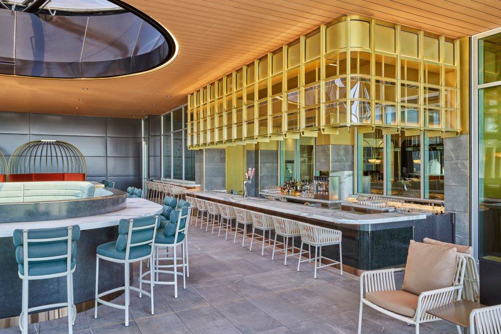 Delta Sky Club Minneapolis-Saint Paul Sky Deck