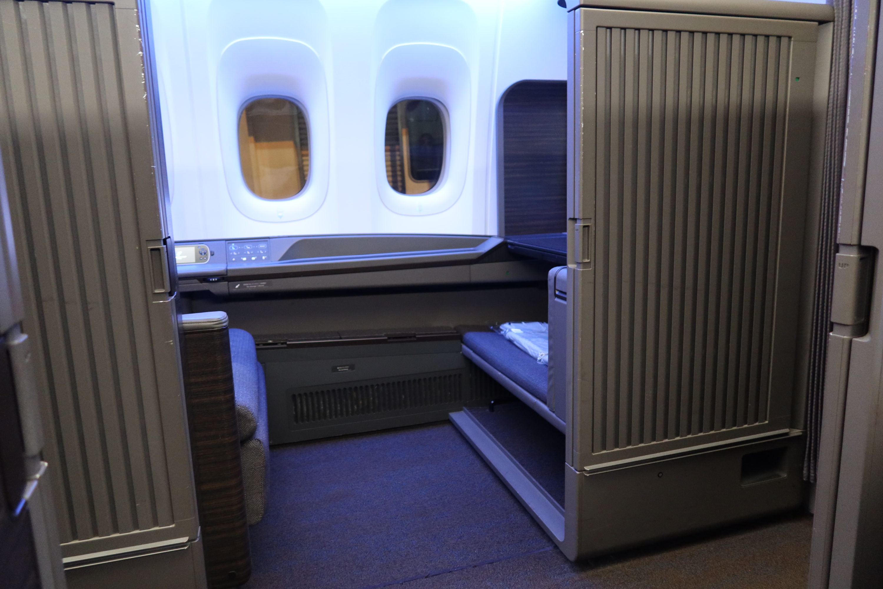 ANA First Class Empty