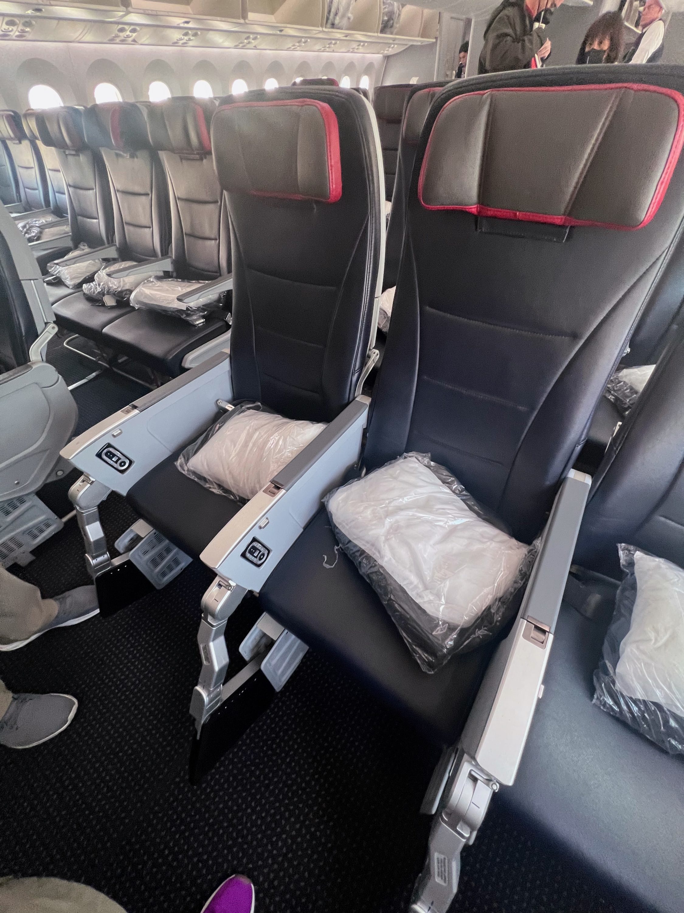 American Airlines bulkhead economy seat