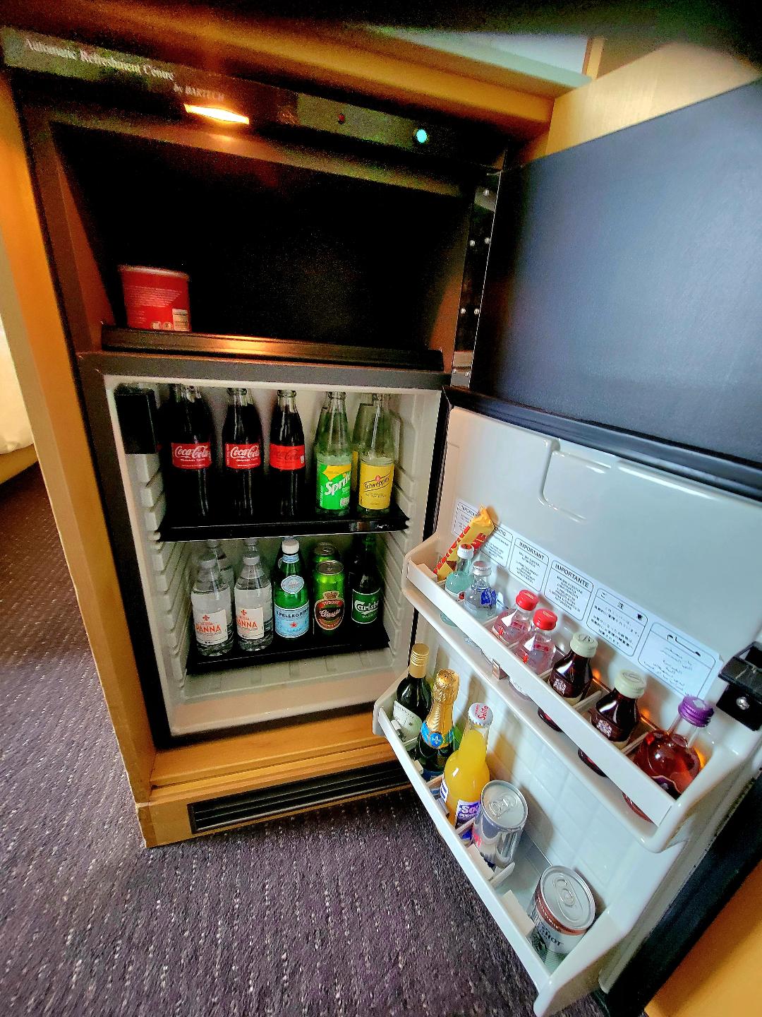 Clarion Hotel Copenhagen Airport Mini Bar