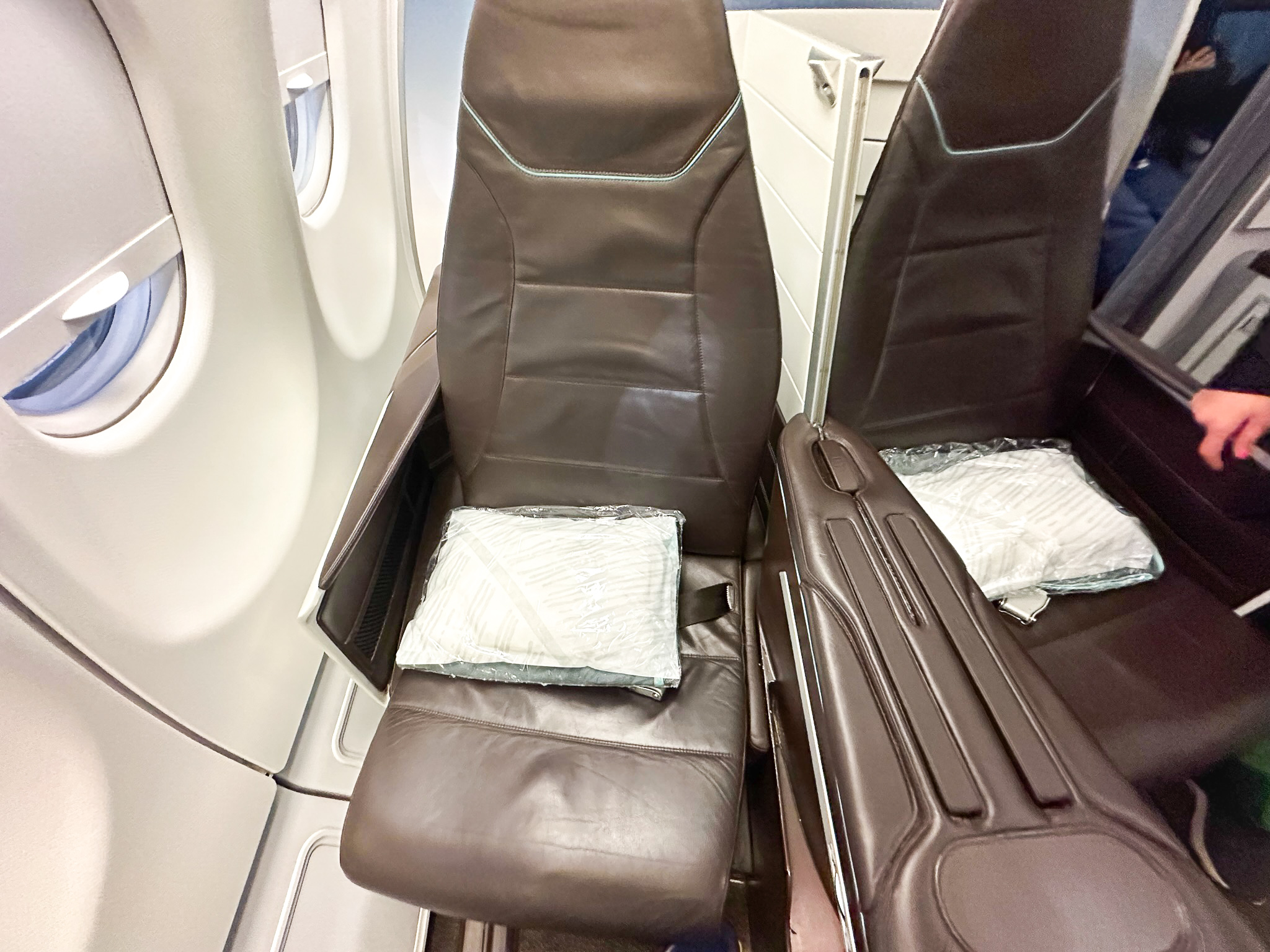 Hawaiian Airlines First Class seat Hawaiian Airlines First Class seat