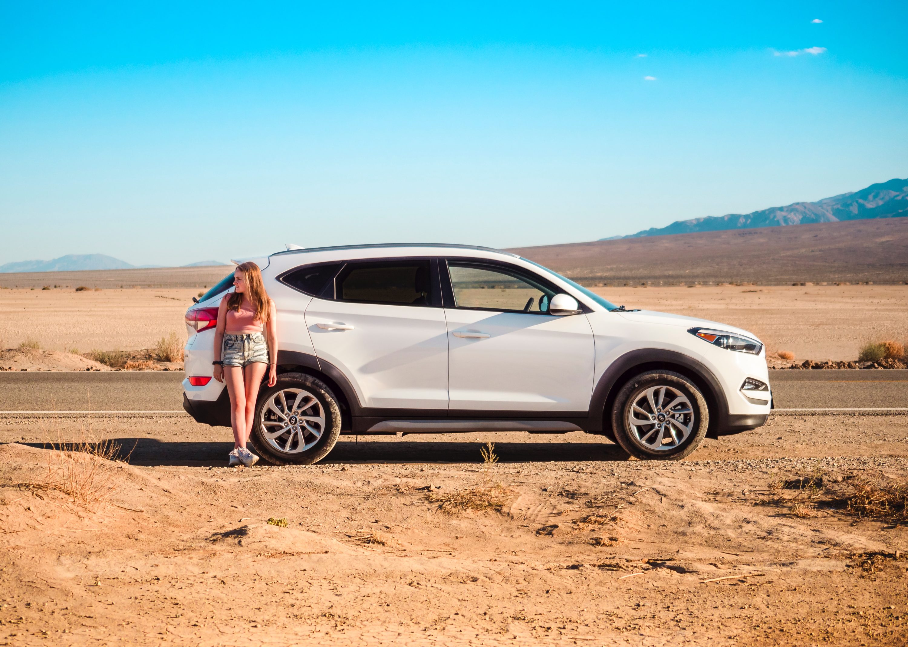 SUV in desert SUV in desert