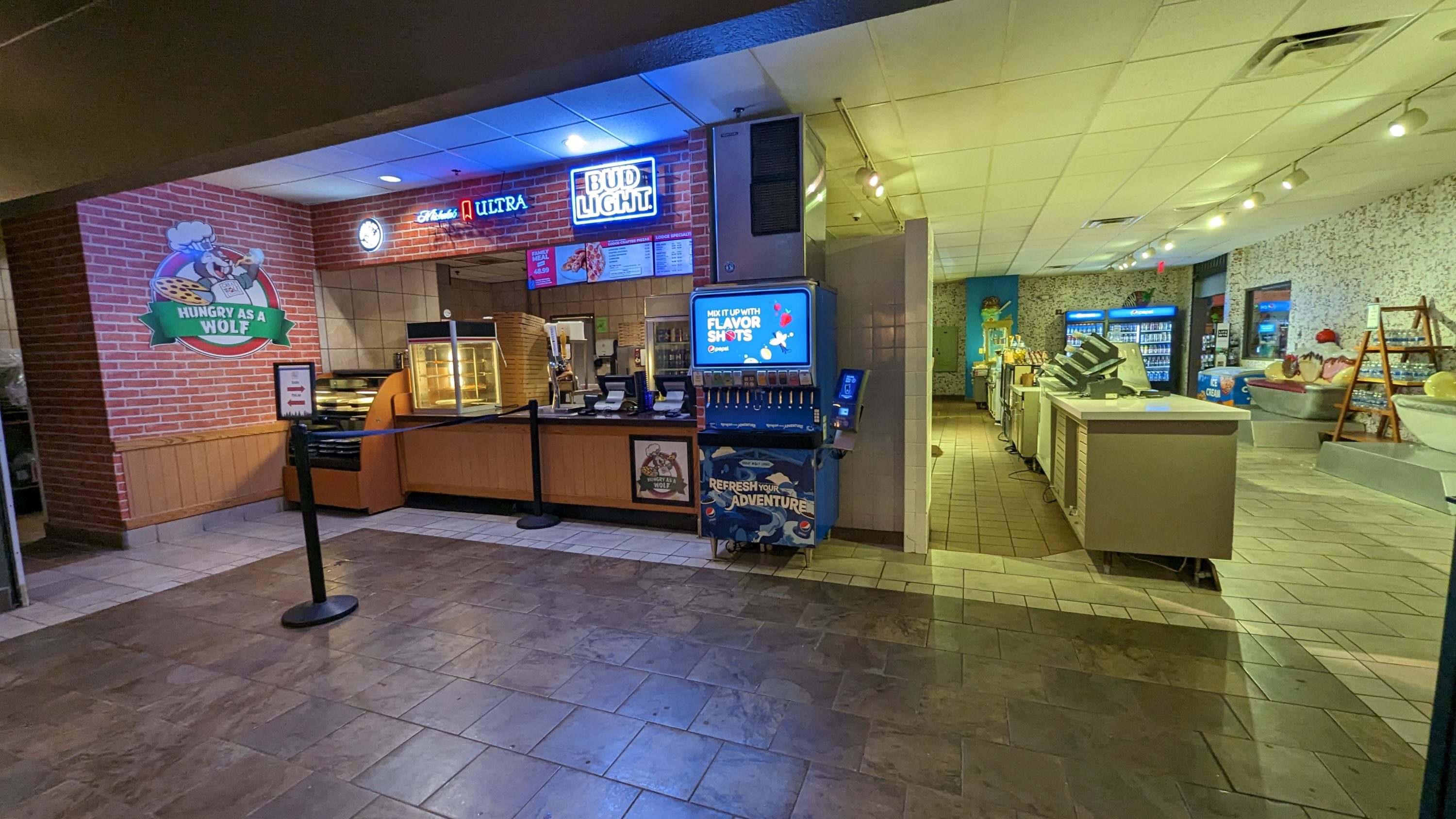 Great Wolf Lodge Grapevine dining Hungry as a Wolf Great Wolf Lodge Grapevine dining Hungry as a Wolf
