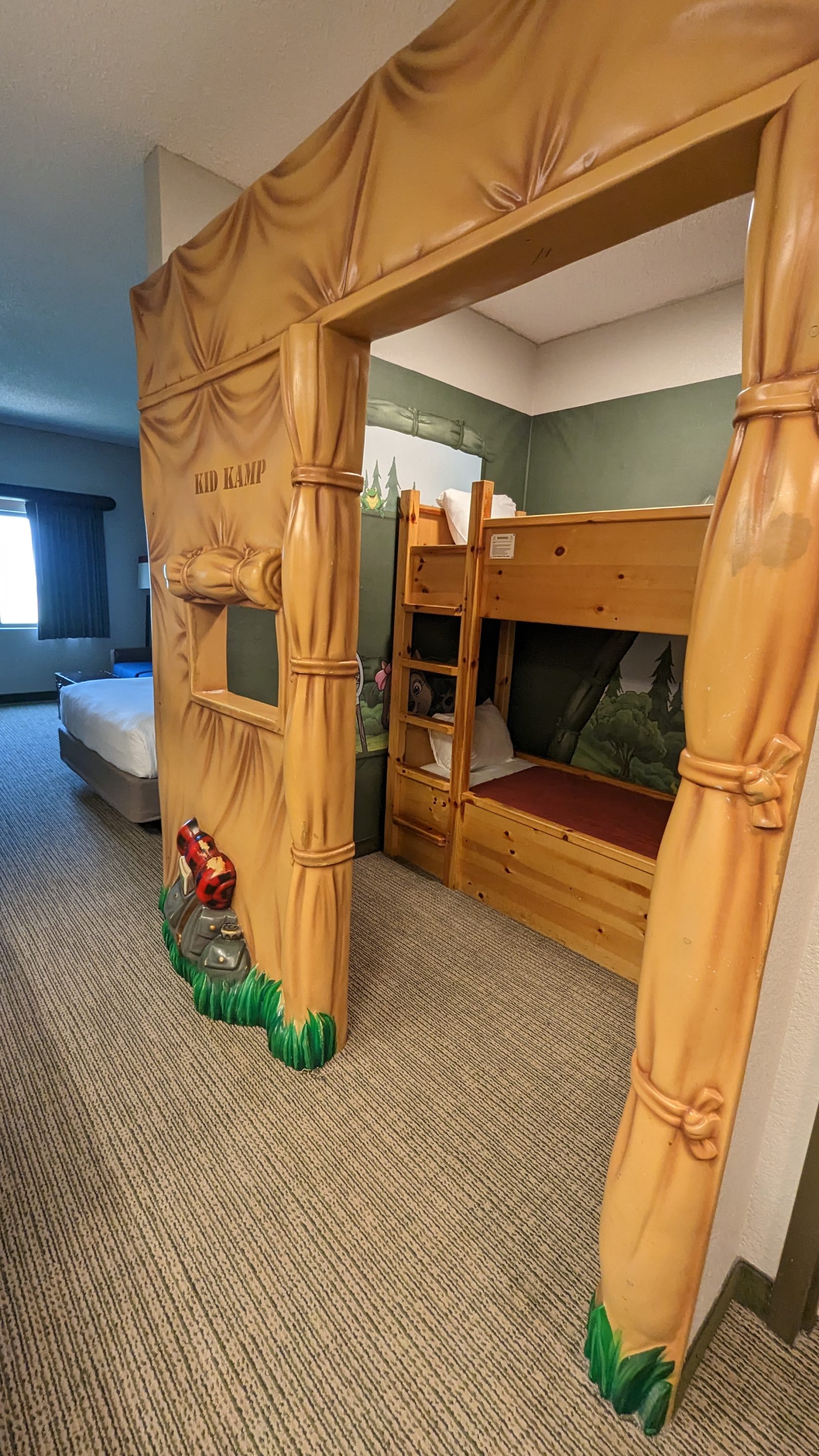 Great Wolf Lodge Grapevine guestroom Kid Kamp Great Wolf Lodge Grapevine guestroom Kid Kamp