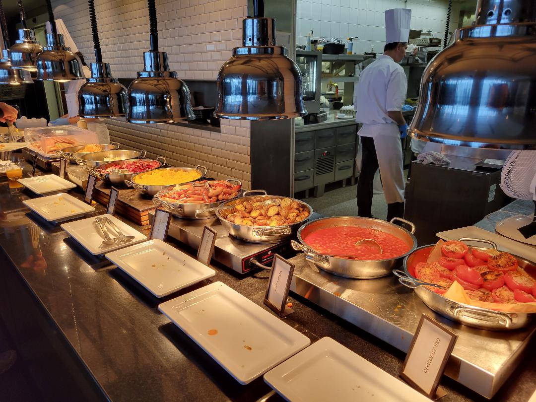 Hilton Reykjavik Nordica Hot Food Items Hilton Reykjavik Nordica Hot Food Items