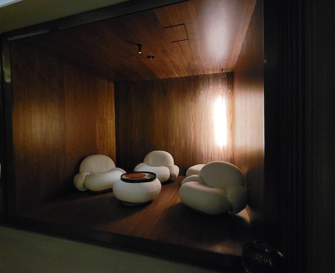 Iceland Parliament Hotel Spa Lounge