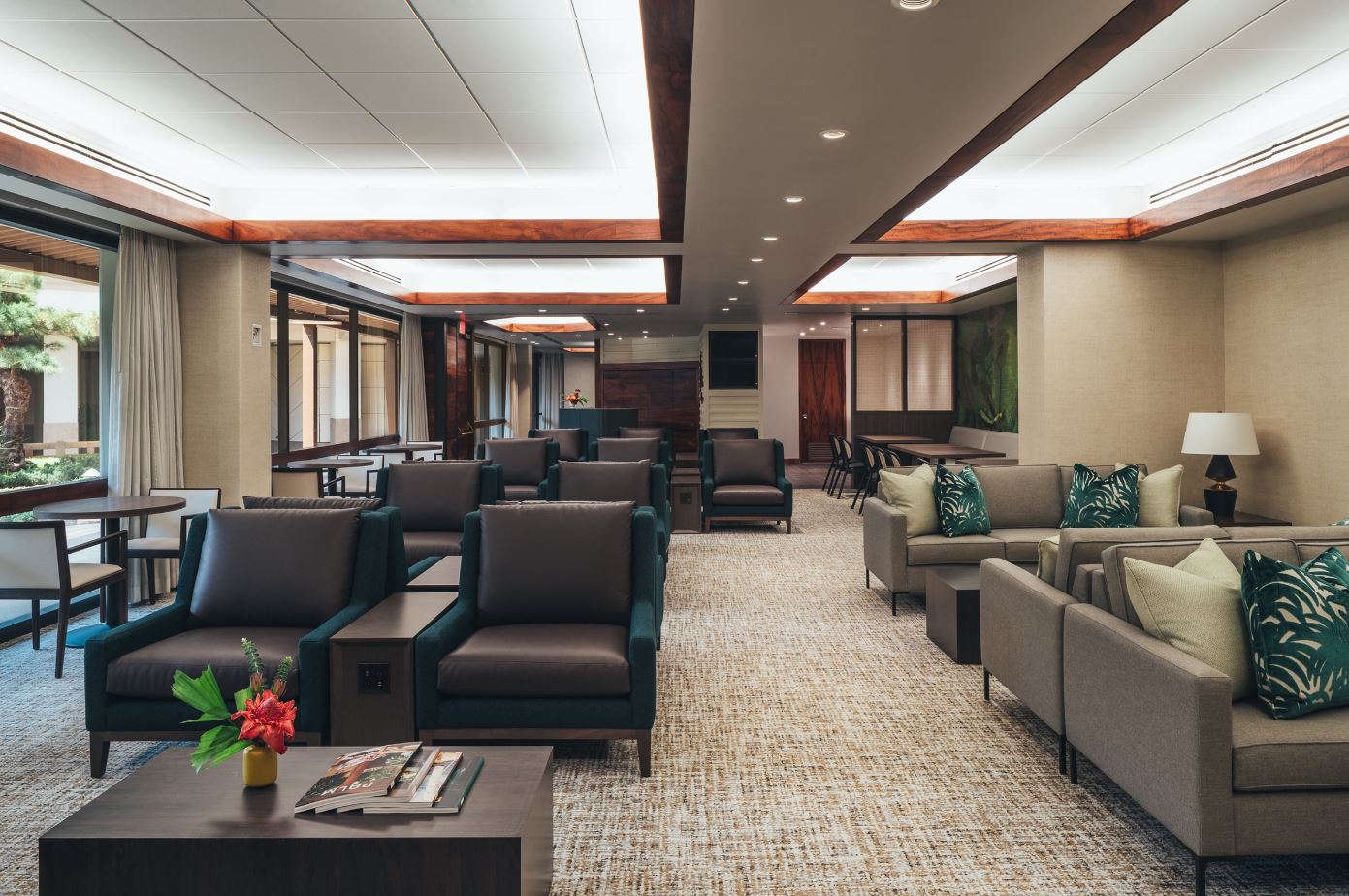 Ko Olina Lounge HNL