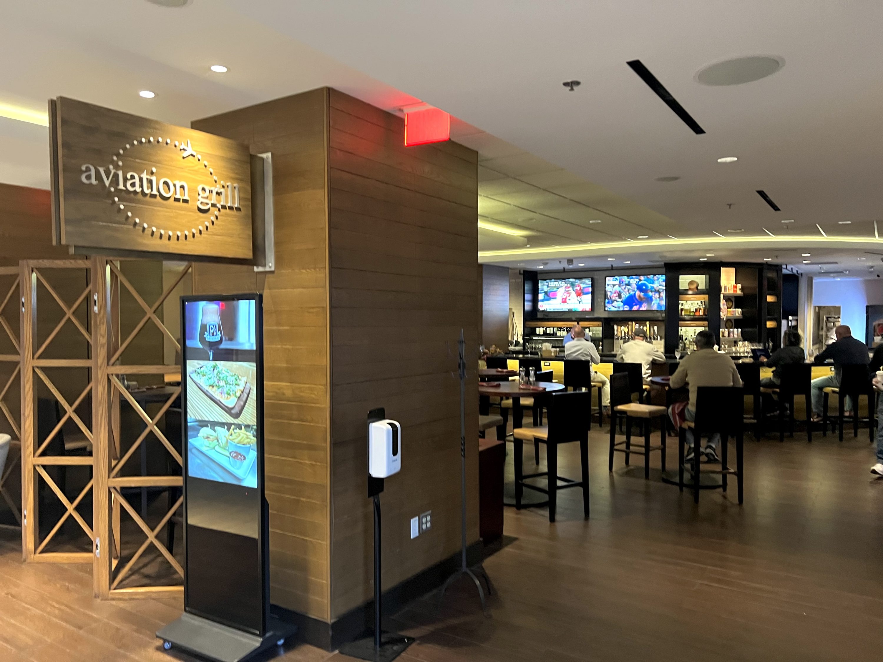 Marriott Newark International Aviation Grill 