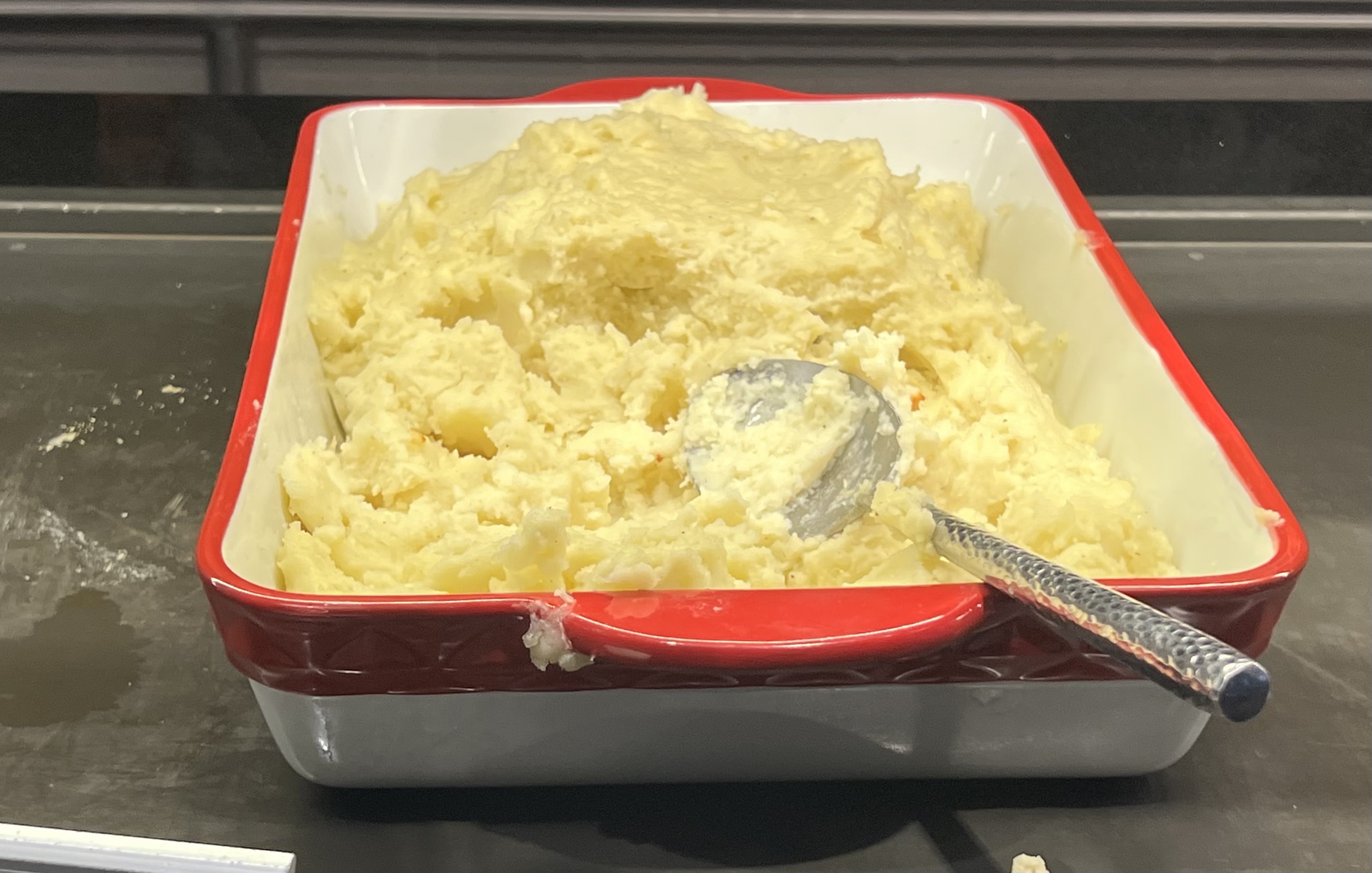 Marriott Newark International elite lounge mashed potato