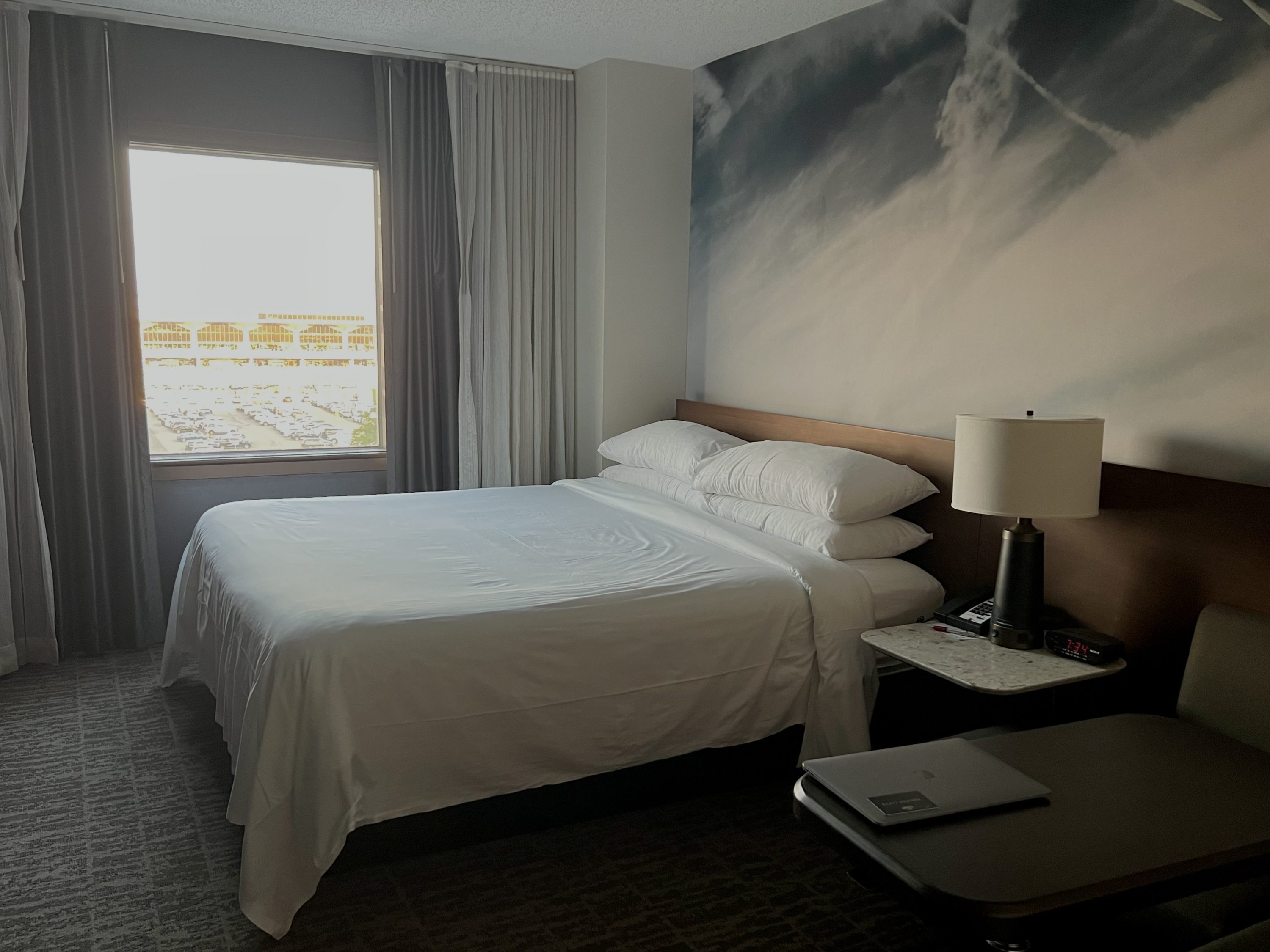 Marriott Newark International room